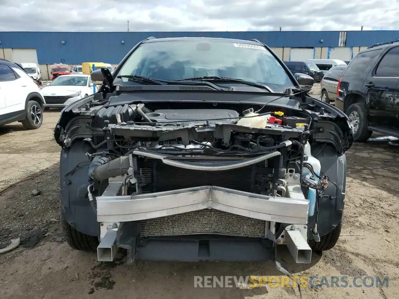 5 Photograph of a damaged car 3C4NJDCB1KT806250 JEEP COMPASS 2019
