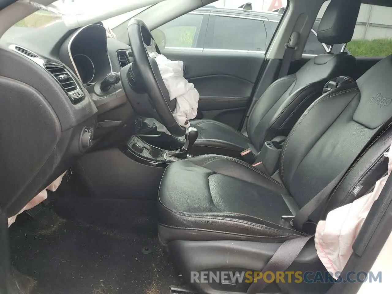 7 Photograph of a damaged car 3C4NJDCB1KT826322 JEEP COMPASS 2019