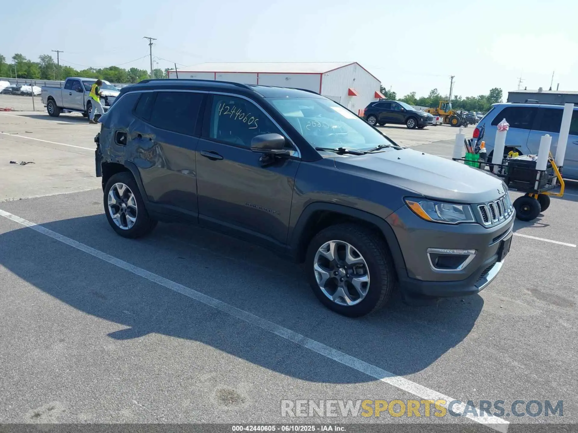 1 Photograph of a damaged car 3C4NJDCB2KT734474 JEEP COMPASS 2019