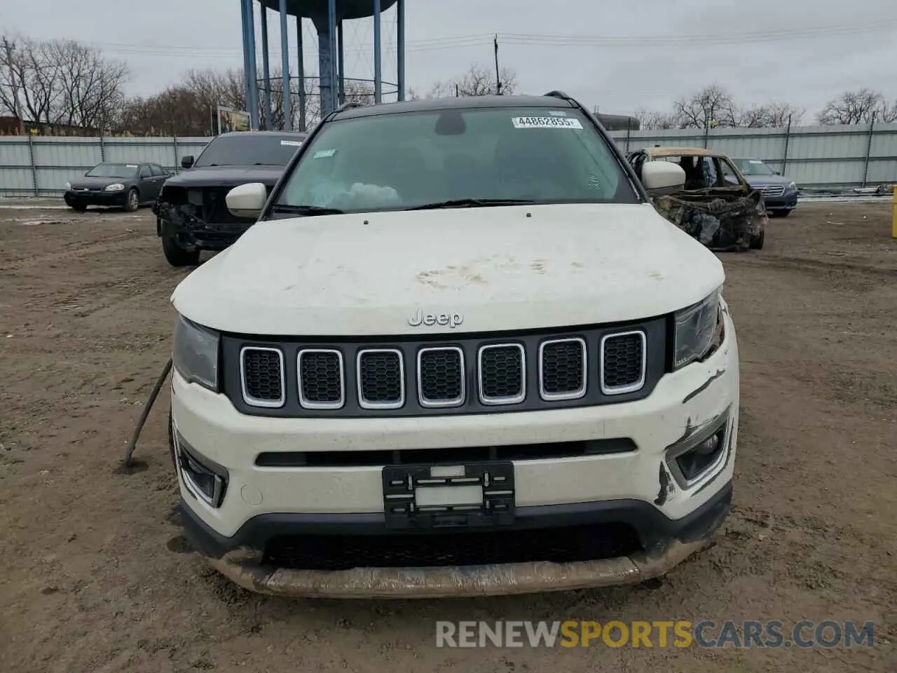 5 Photograph of a damaged car 3C4NJDCB2KT828290 JEEP COMPASS 2019