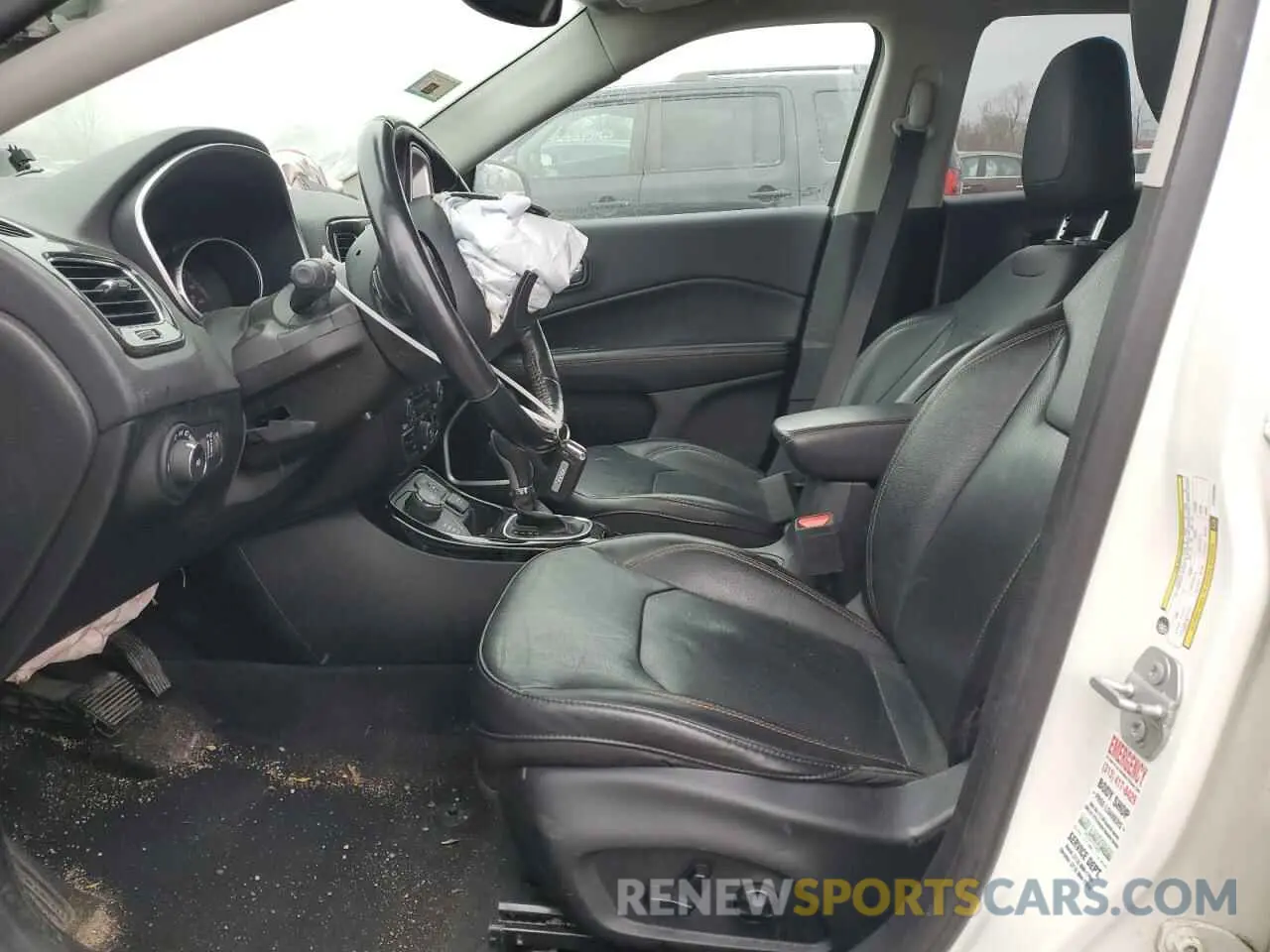 7 Photograph of a damaged car 3C4NJDCB2KT828290 JEEP COMPASS 2019
