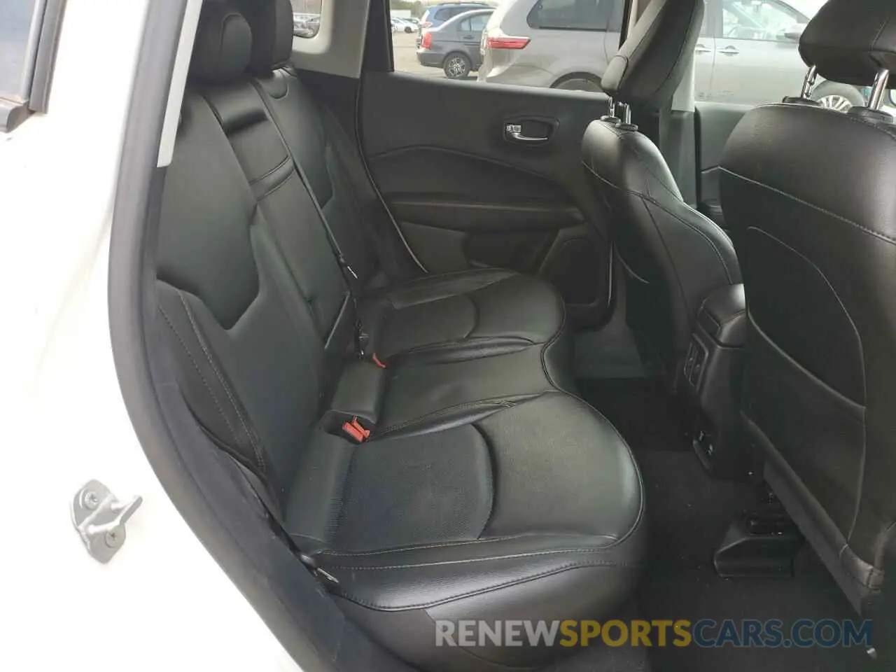 12 Photograph of a damaged car 3C4NJDCB2KT842044 JEEP COMPASS 2019