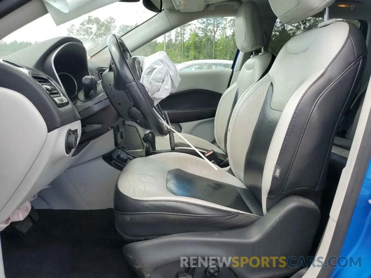 7 Photograph of a damaged car 3C4NJDCB3KT730837 JEEP COMPASS 2019