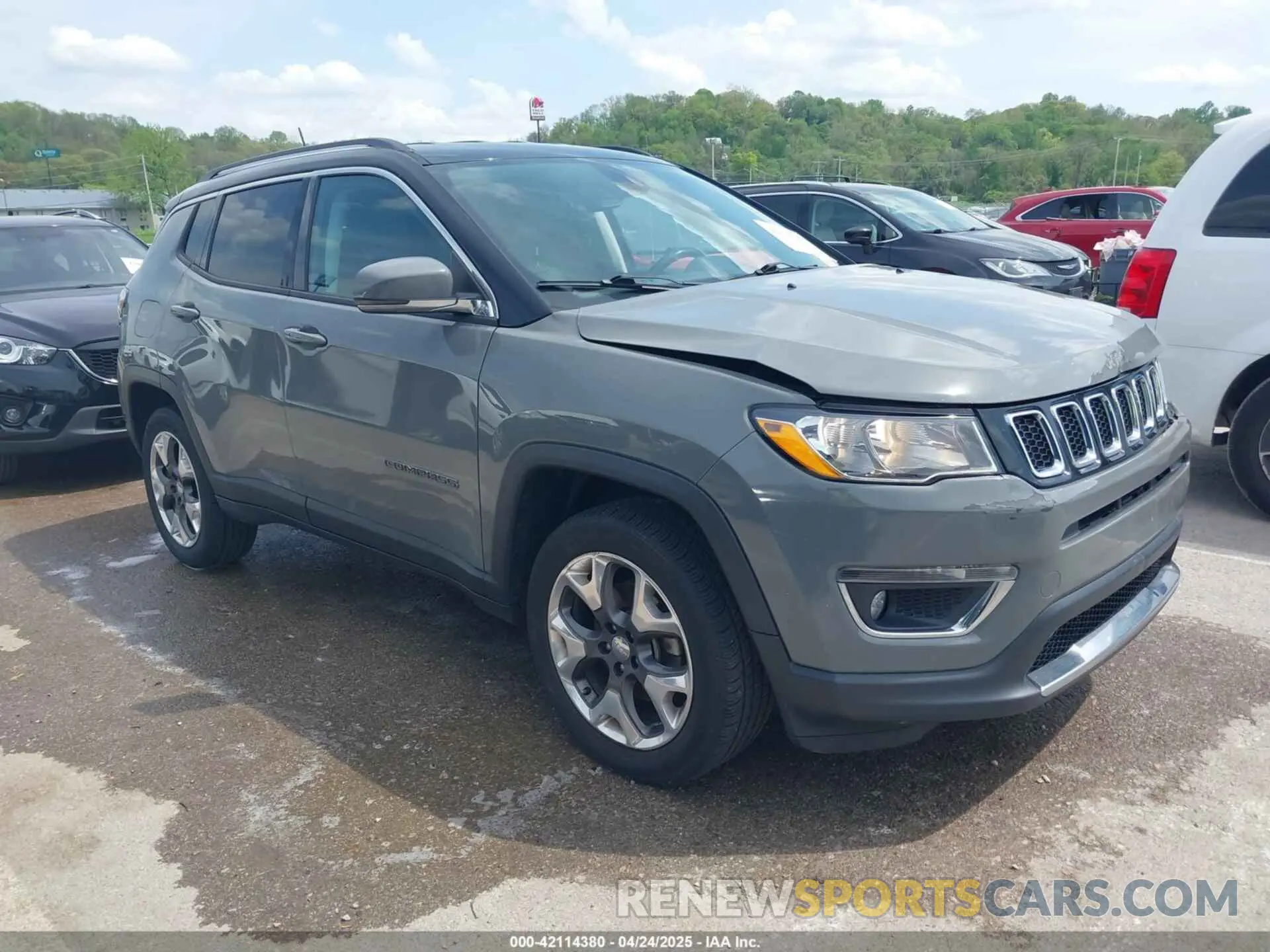 1 Photograph of a damaged car 3C4NJDCB3KT734161 JEEP COMPASS 2019