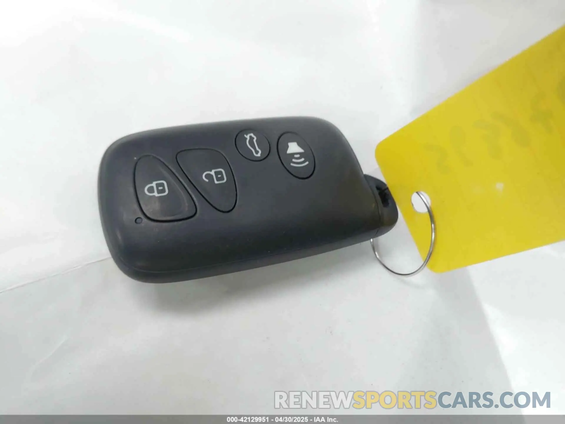 11 Photograph of a damaged car 3C4NJDCB4KT747677 JEEP COMPASS 2019