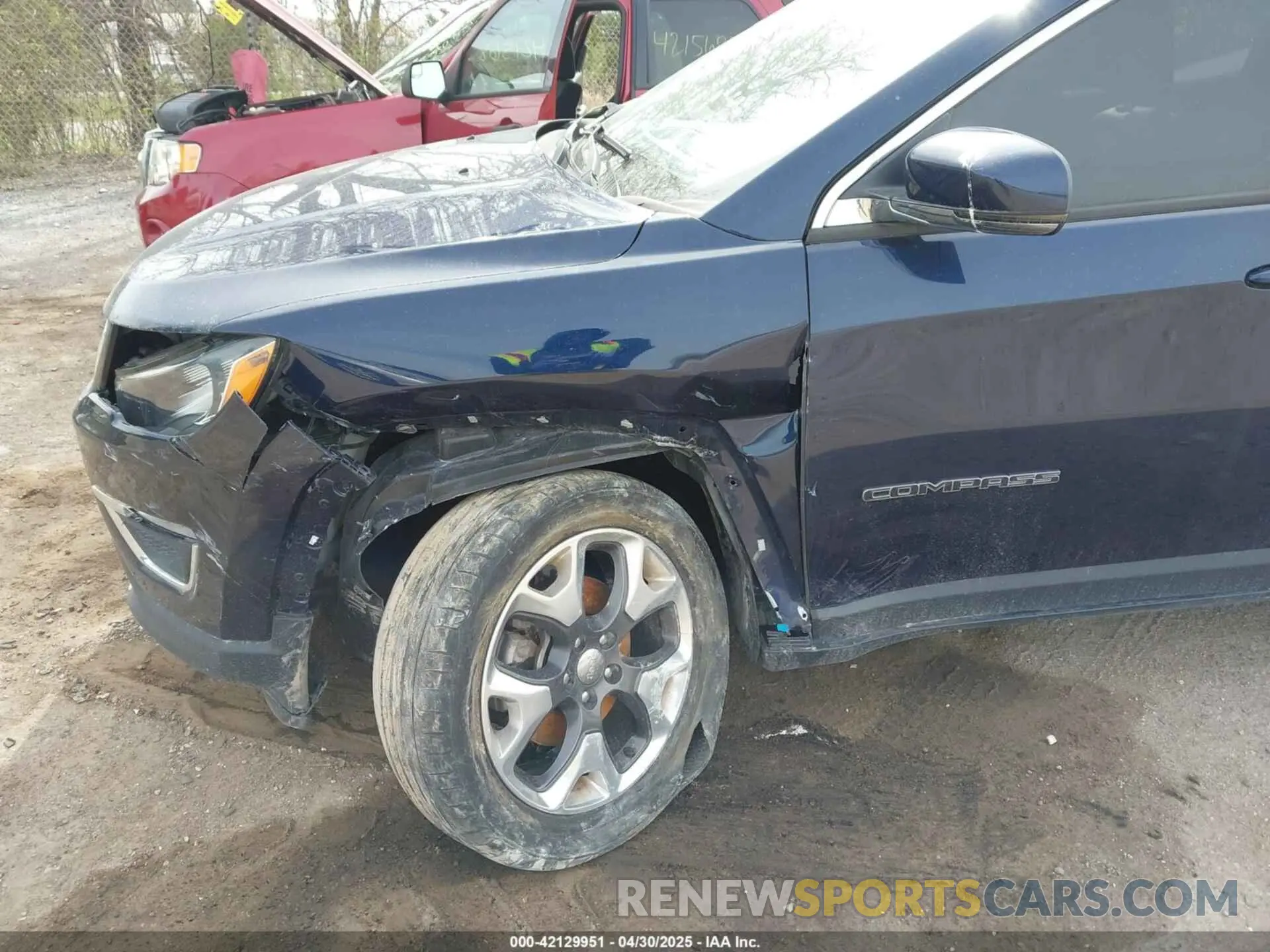 6 Photograph of a damaged car 3C4NJDCB4KT747677 JEEP COMPASS 2019