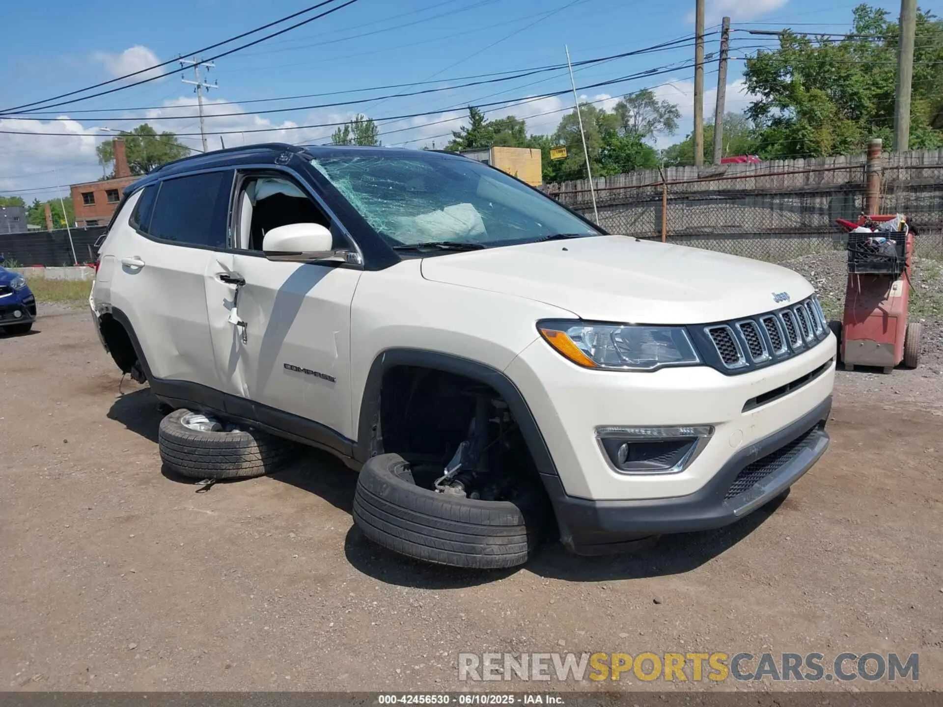 1 Photograph of a damaged car 3C4NJDCB4KT818425 JEEP COMPASS 2019