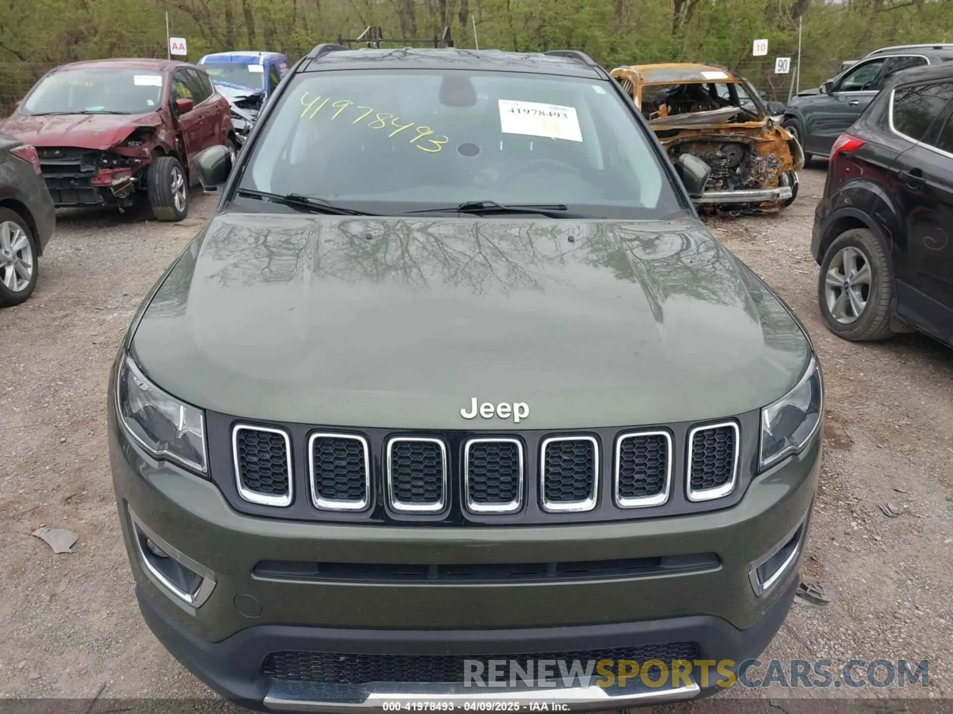 18 Фотография поврежденного автомобиля 3C4NJDCB5KT629864 JEEP COMPASS 2019