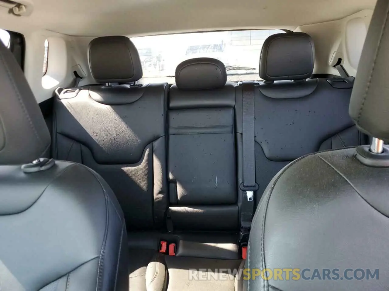 10 Фотография поврежденного автомобиля 3C4NJDCB5KT641769 JEEP COMPASS 2019