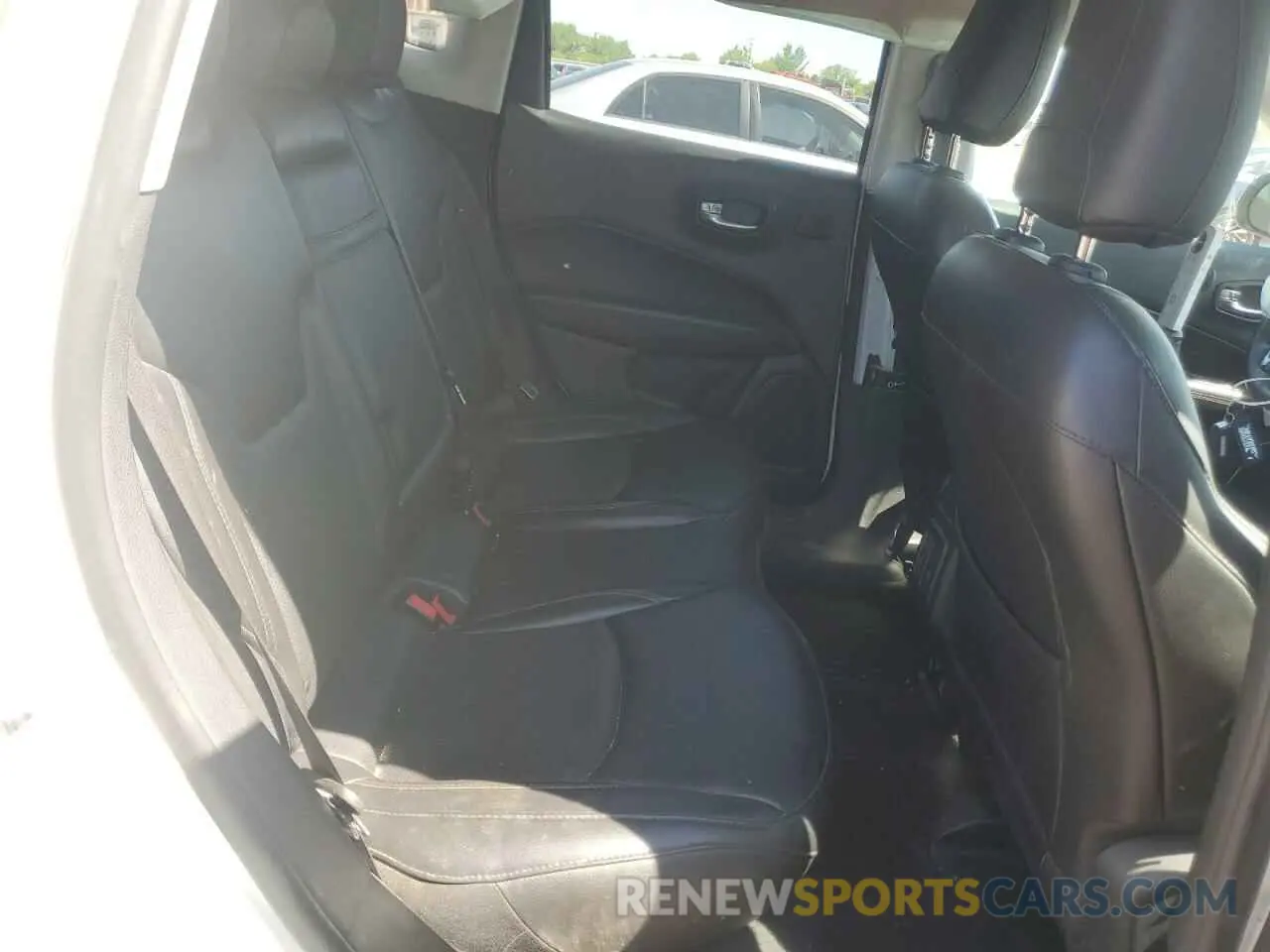 11 Photograph of a damaged car 3C4NJDCB5KT675503 JEEP COMPASS 2019