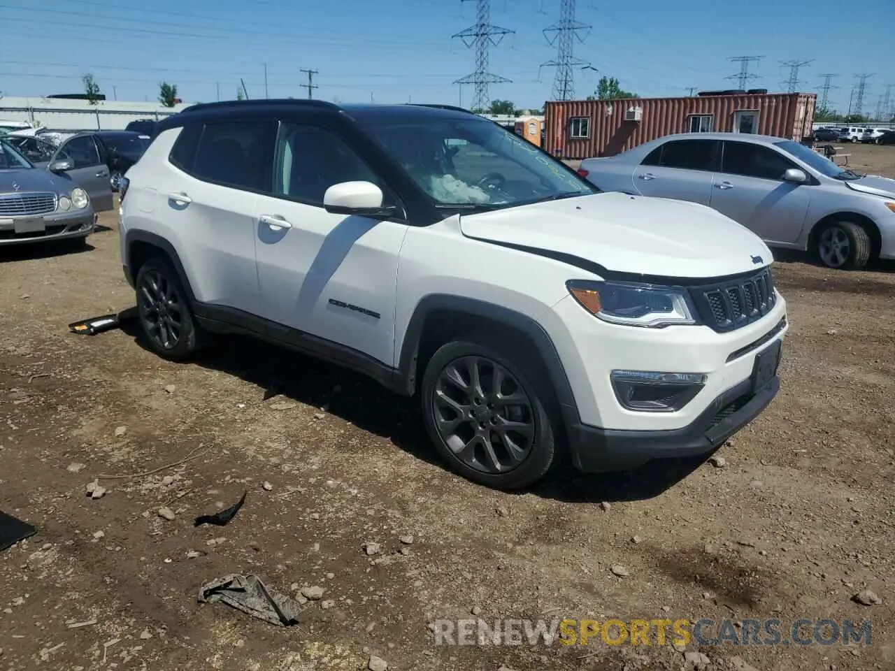 4 Photograph of a damaged car 3C4NJDCB5KT675503 JEEP COMPASS 2019