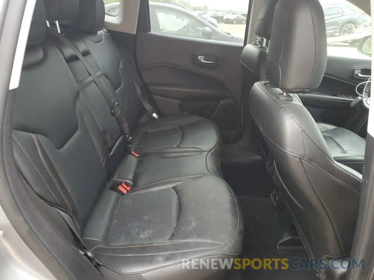 11 Фотография поврежденного автомобиля 3C4NJDCB5KT854172 JEEP COMPASS 2019