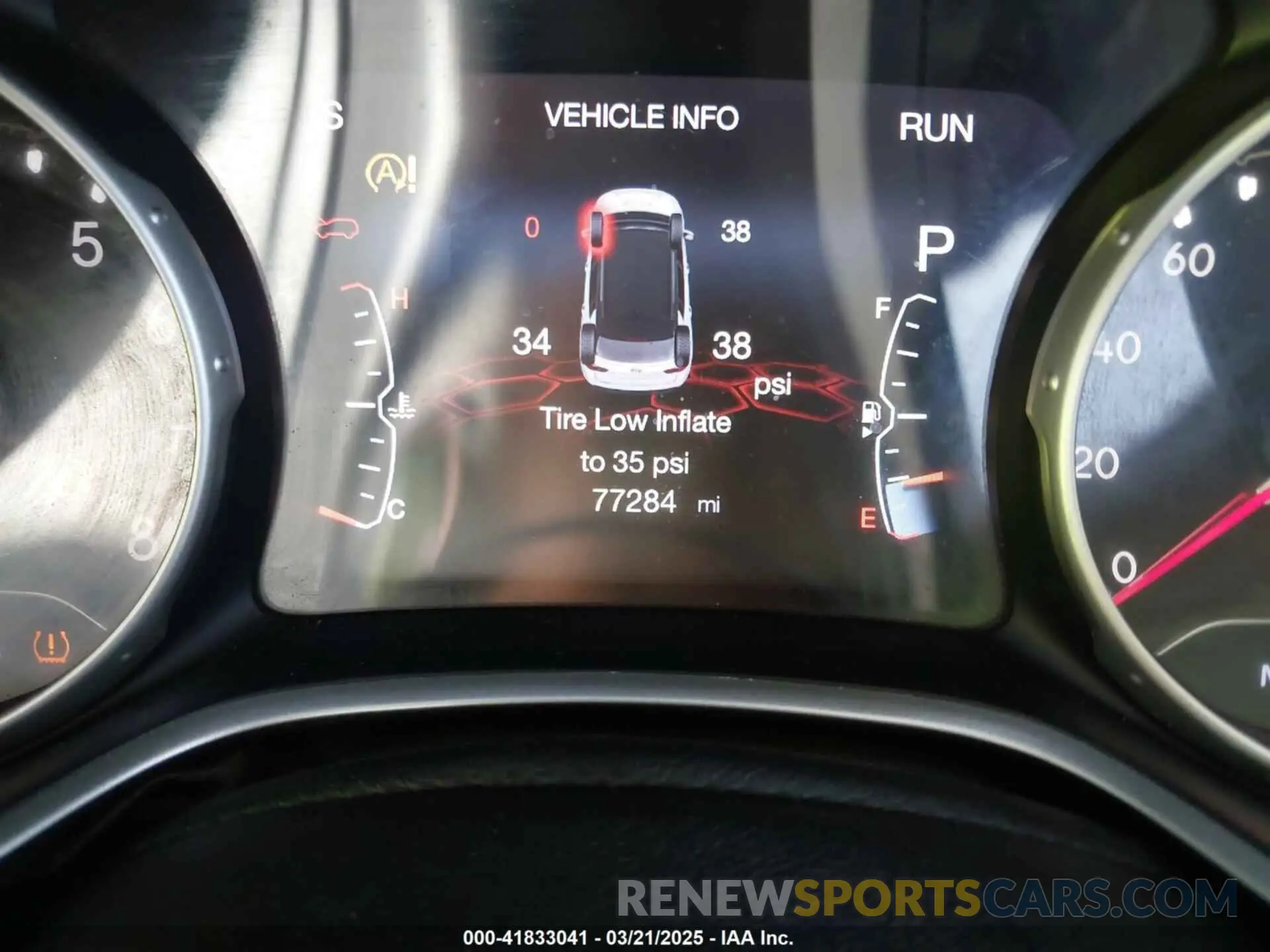 15 Photograph of a damaged car 3C4NJDCB6KT616816 JEEP COMPASS 2019