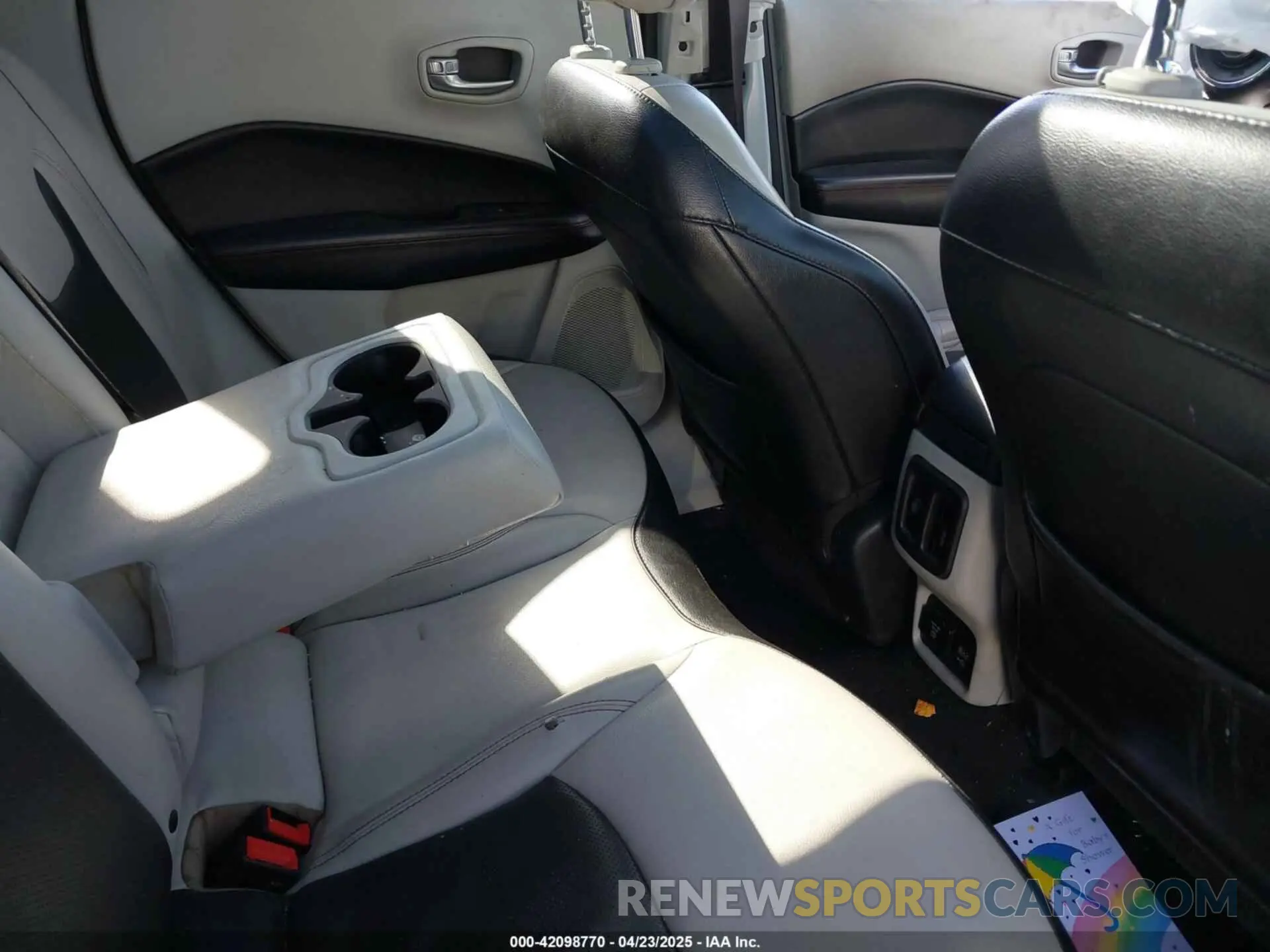 8 Фотография поврежденного автомобиля 3C4NJDCB6KT740505 JEEP COMPASS 2019