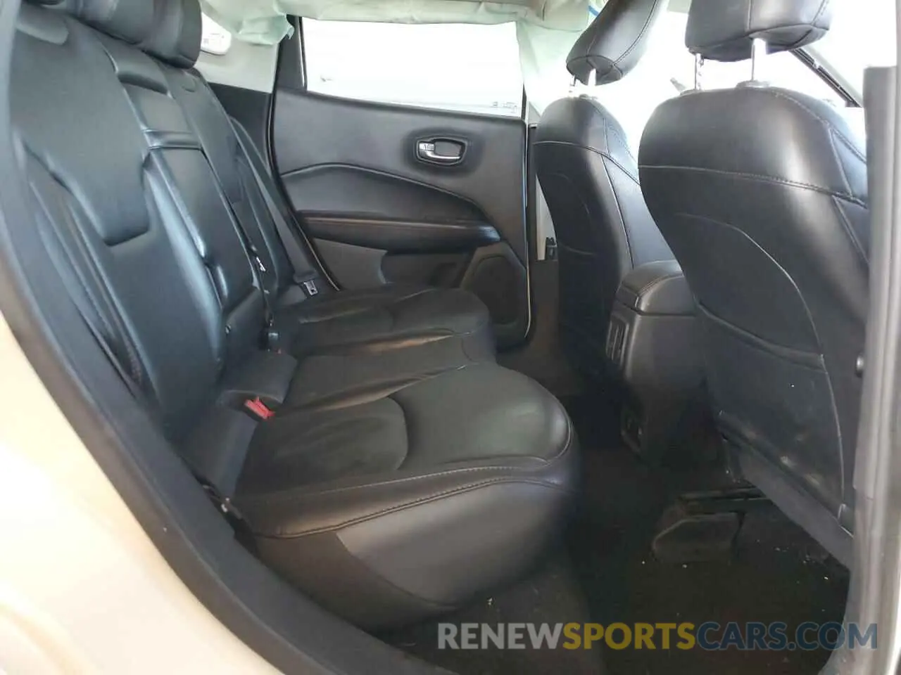 12 Photograph of a damaged car 3C4NJDCB6KT754971 JEEP COMPASS 2019