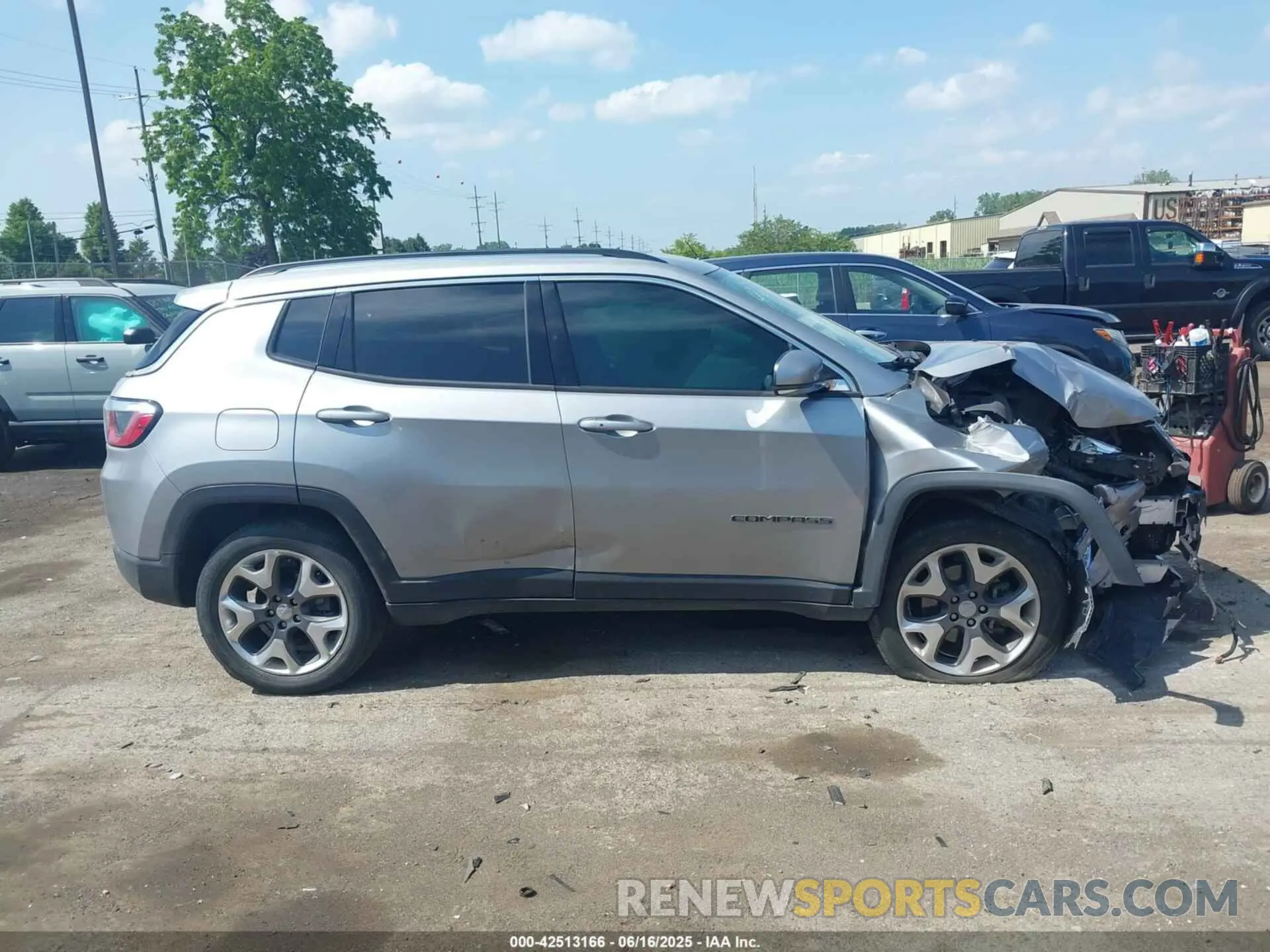 12 Photograph of a damaged car 3C4NJDCB6KT791082 JEEP COMPASS 2019