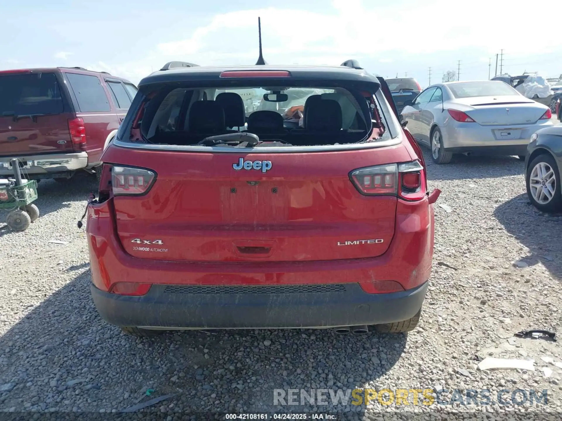 16 Photograph of a damaged car 3C4NJDCB7KT596110 JEEP COMPASS 2019