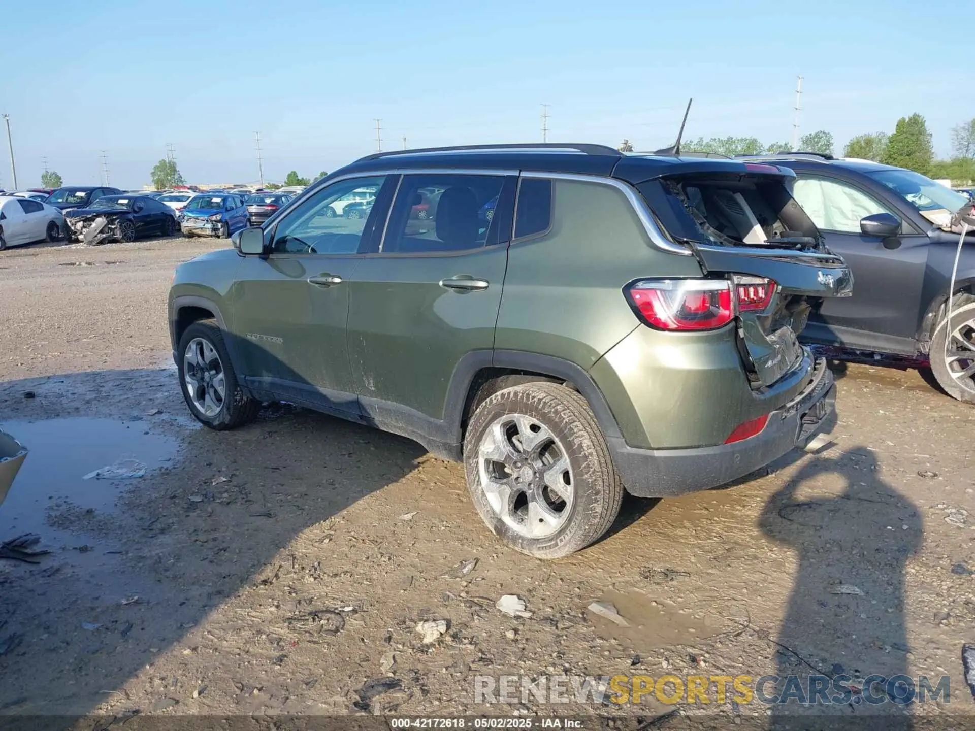 3 Photograph of a damaged car 3C4NJDCB7KT646715 JEEP COMPASS 2019