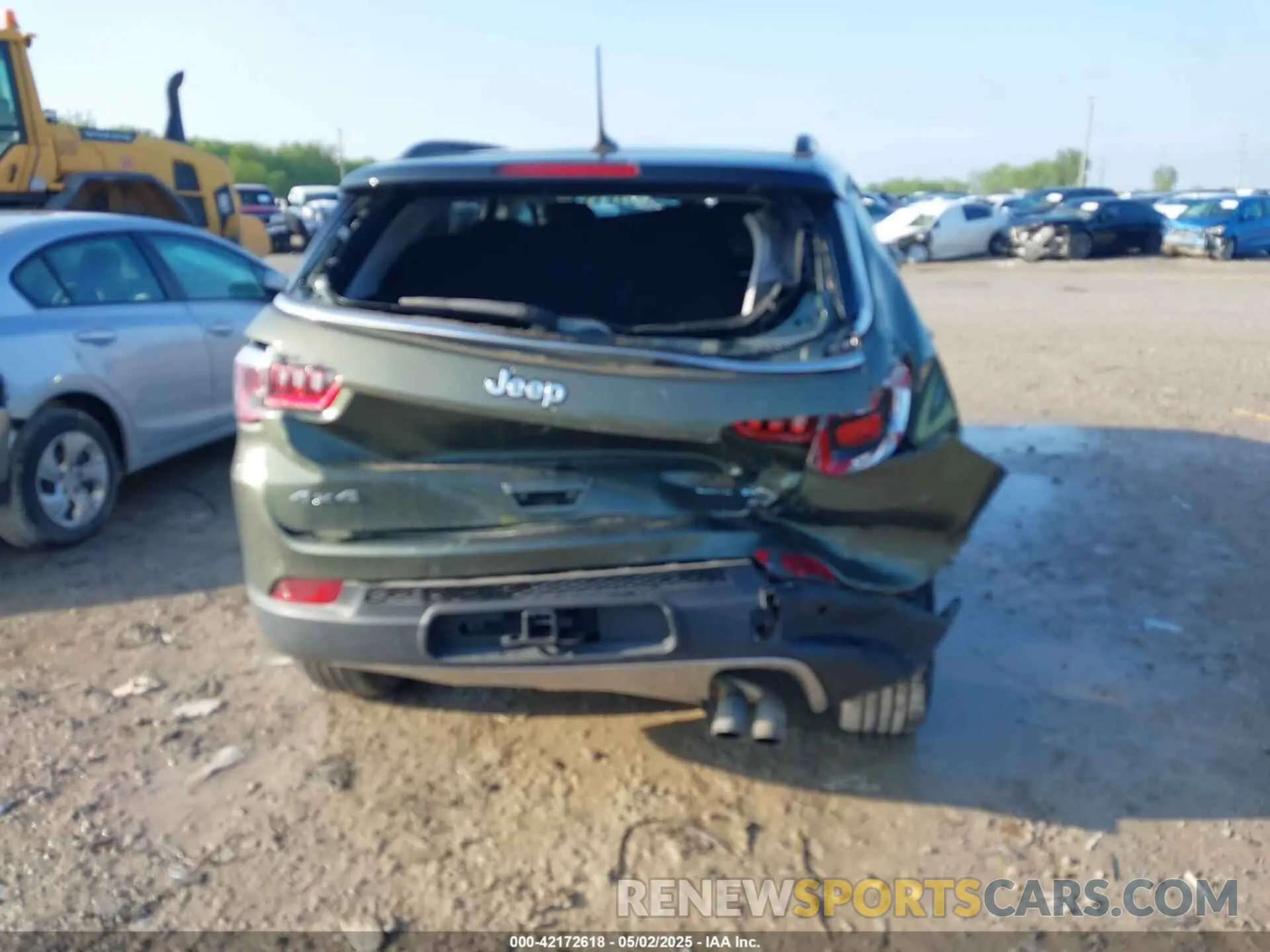 6 Photograph of a damaged car 3C4NJDCB7KT646715 JEEP COMPASS 2019