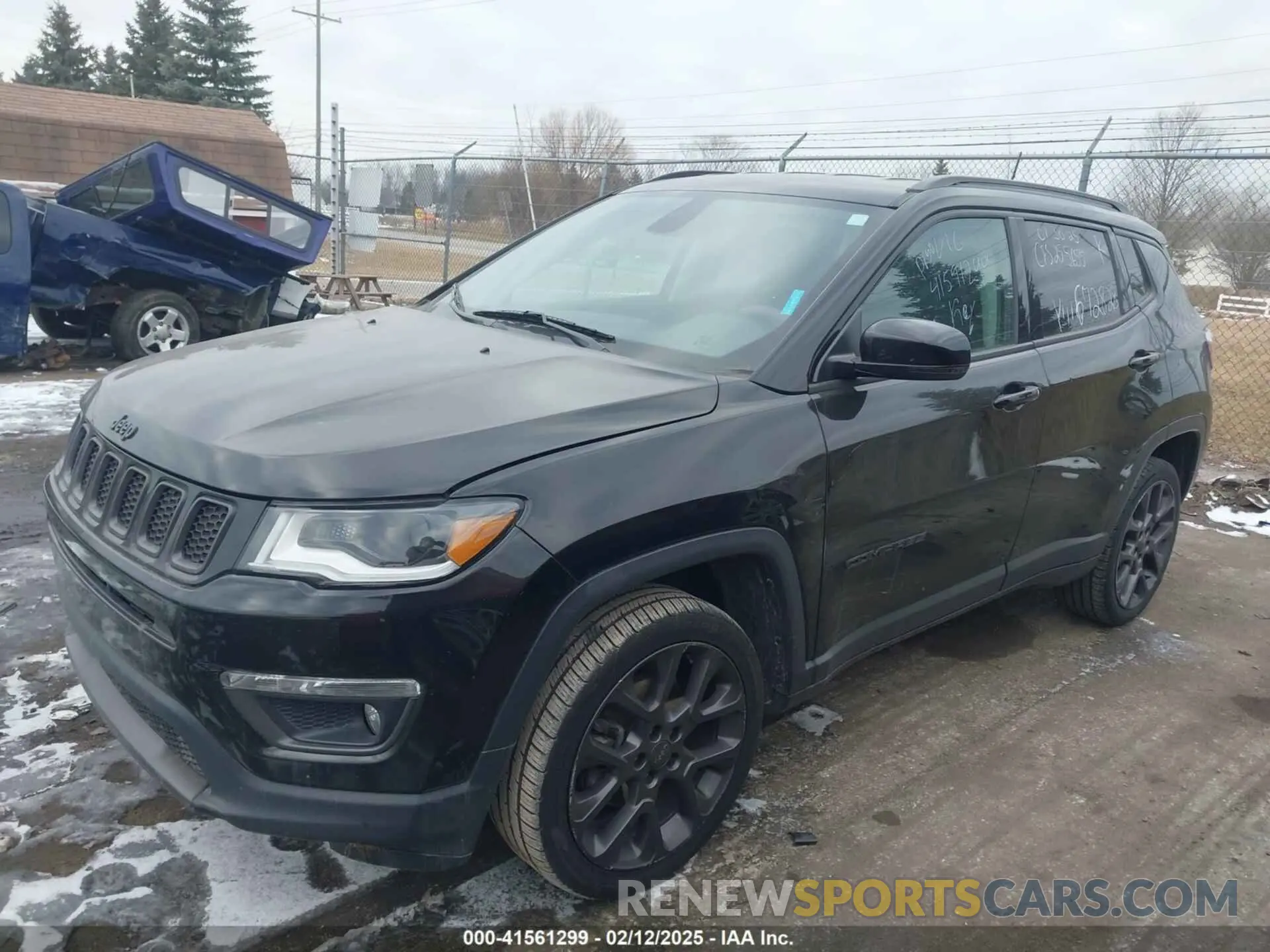2 Photograph of a damaged car 3C4NJDCB7KT672828 JEEP COMPASS 2019