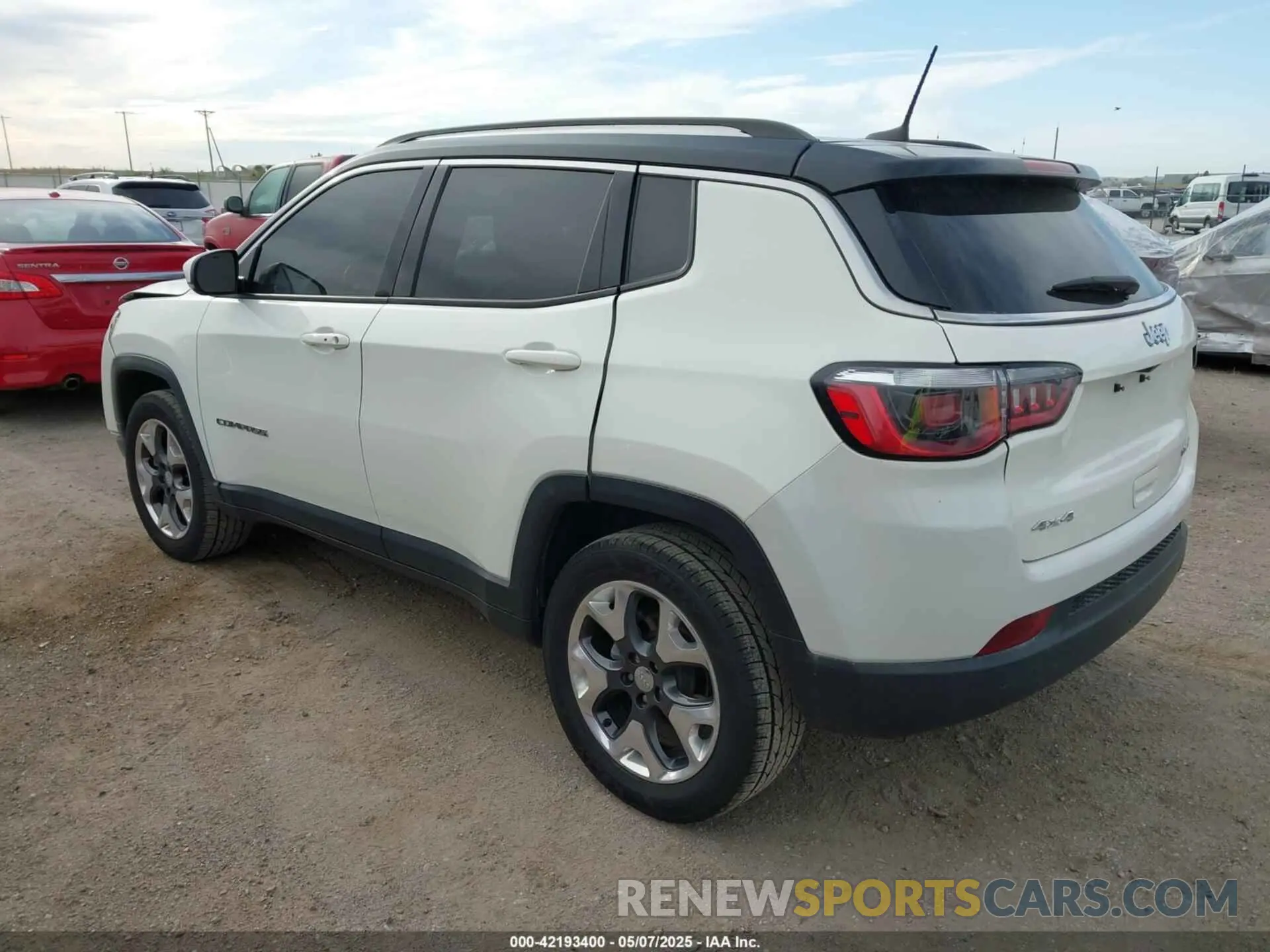 3 Photograph of a damaged car 3C4NJDCB7KT678838 JEEP COMPASS 2019