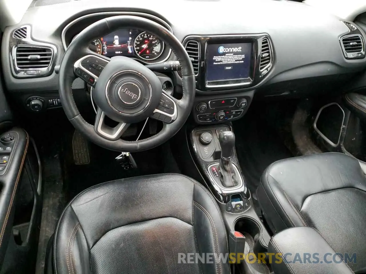 8 Photograph of a damaged car 3C4NJDCB7KT753215 JEEP COMPASS 2019