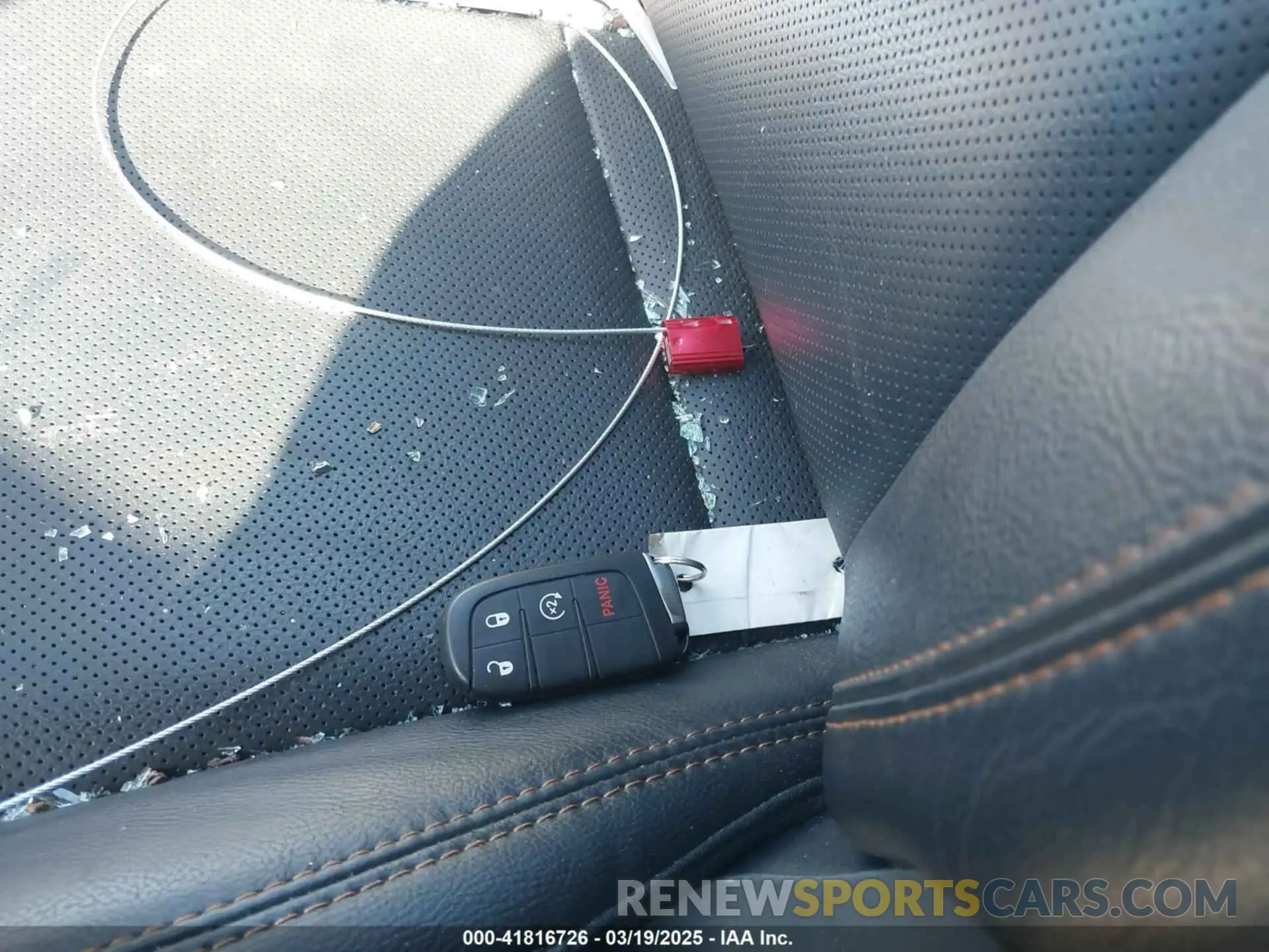 11 Photograph of a damaged car 3C4NJDCB8KT594382 JEEP COMPASS 2019