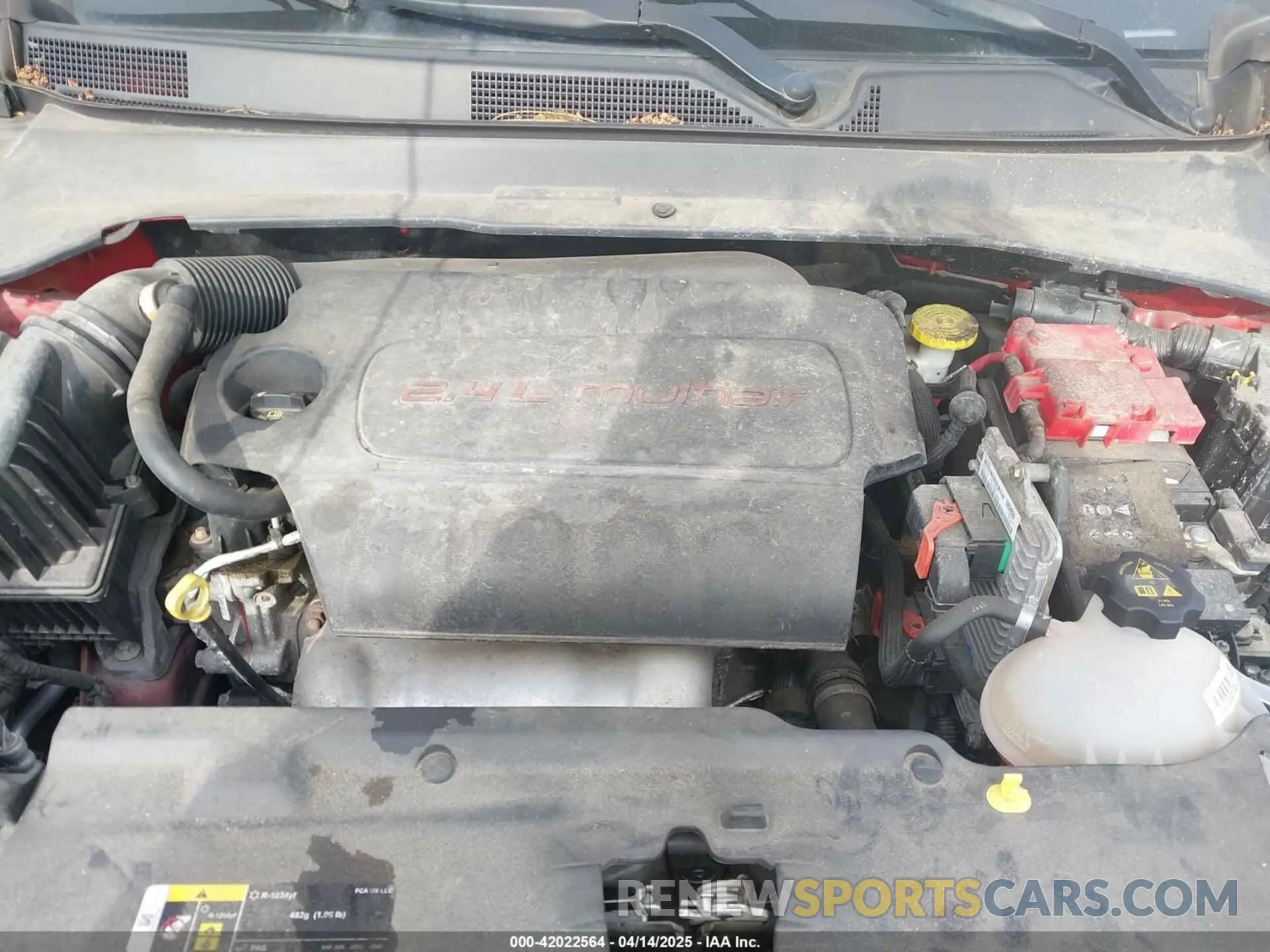 10 Photograph of a damaged car 3C4NJDCB8KT638591 JEEP COMPASS 2019