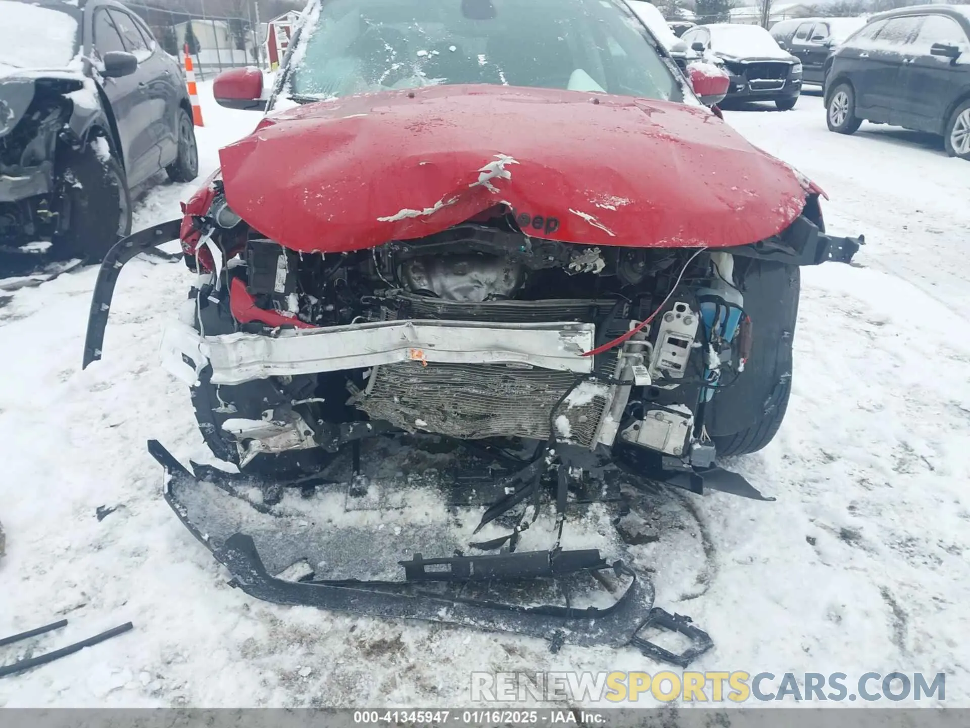 6 Photograph of a damaged car 3C4NJDCB8KT827029 JEEP COMPASS 2019