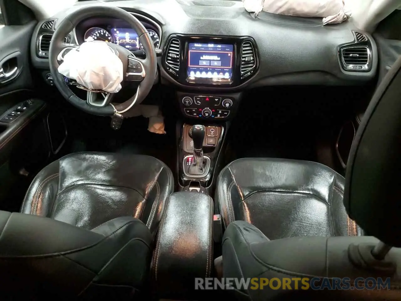 8 Фотография поврежденного автомобиля 3C4NJDCBXKT647678 JEEP COMPASS 2019