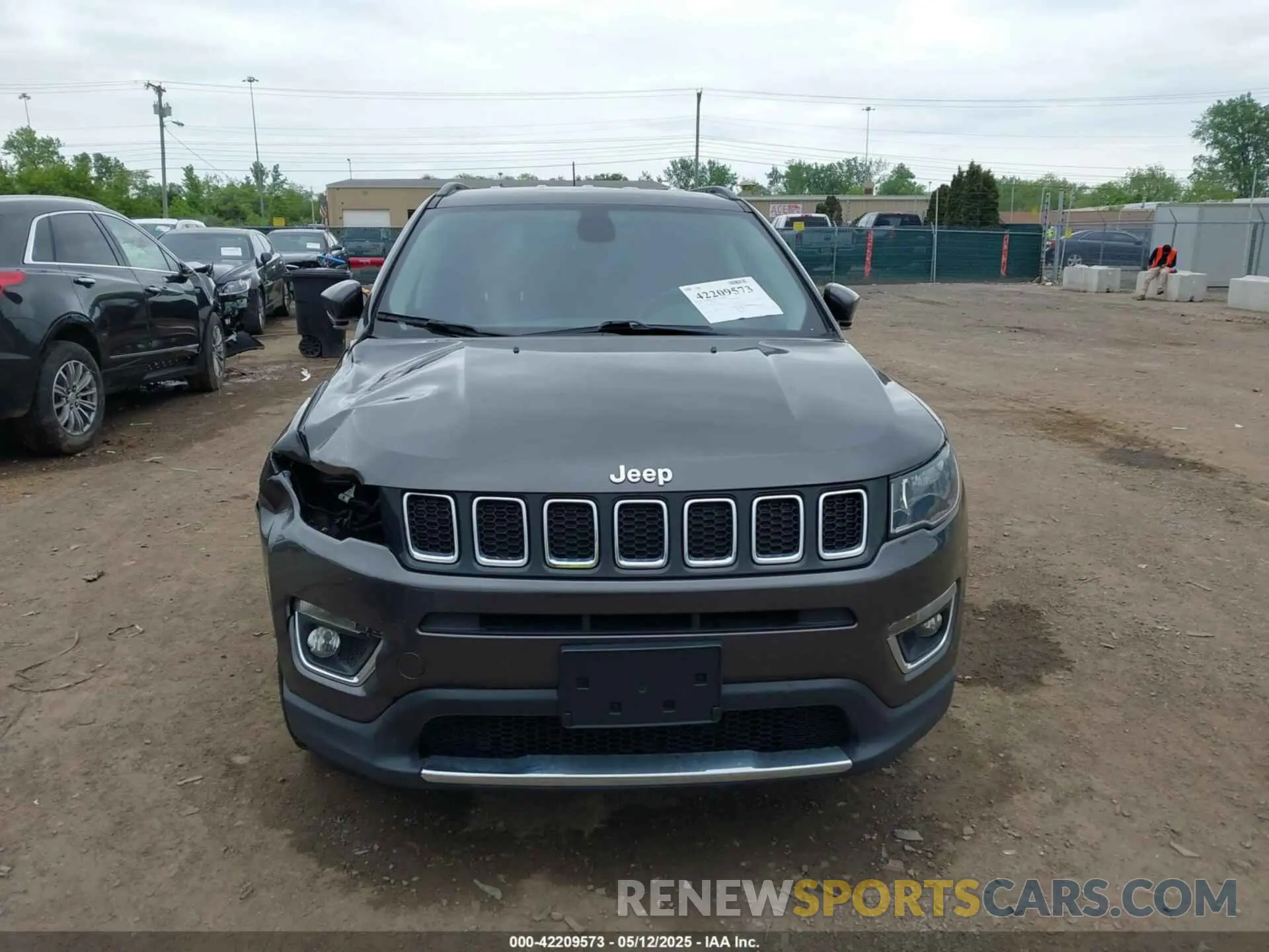 12 Фотография поврежденного автомобиля 3C4NJDCBXKT747585 JEEP COMPASS 2019
