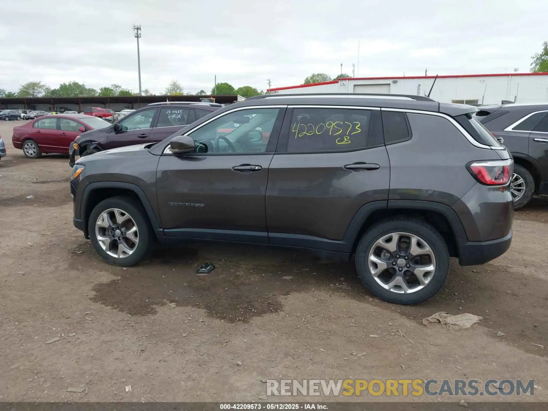 14 Фотография поврежденного автомобиля 3C4NJDCBXKT747585 JEEP COMPASS 2019