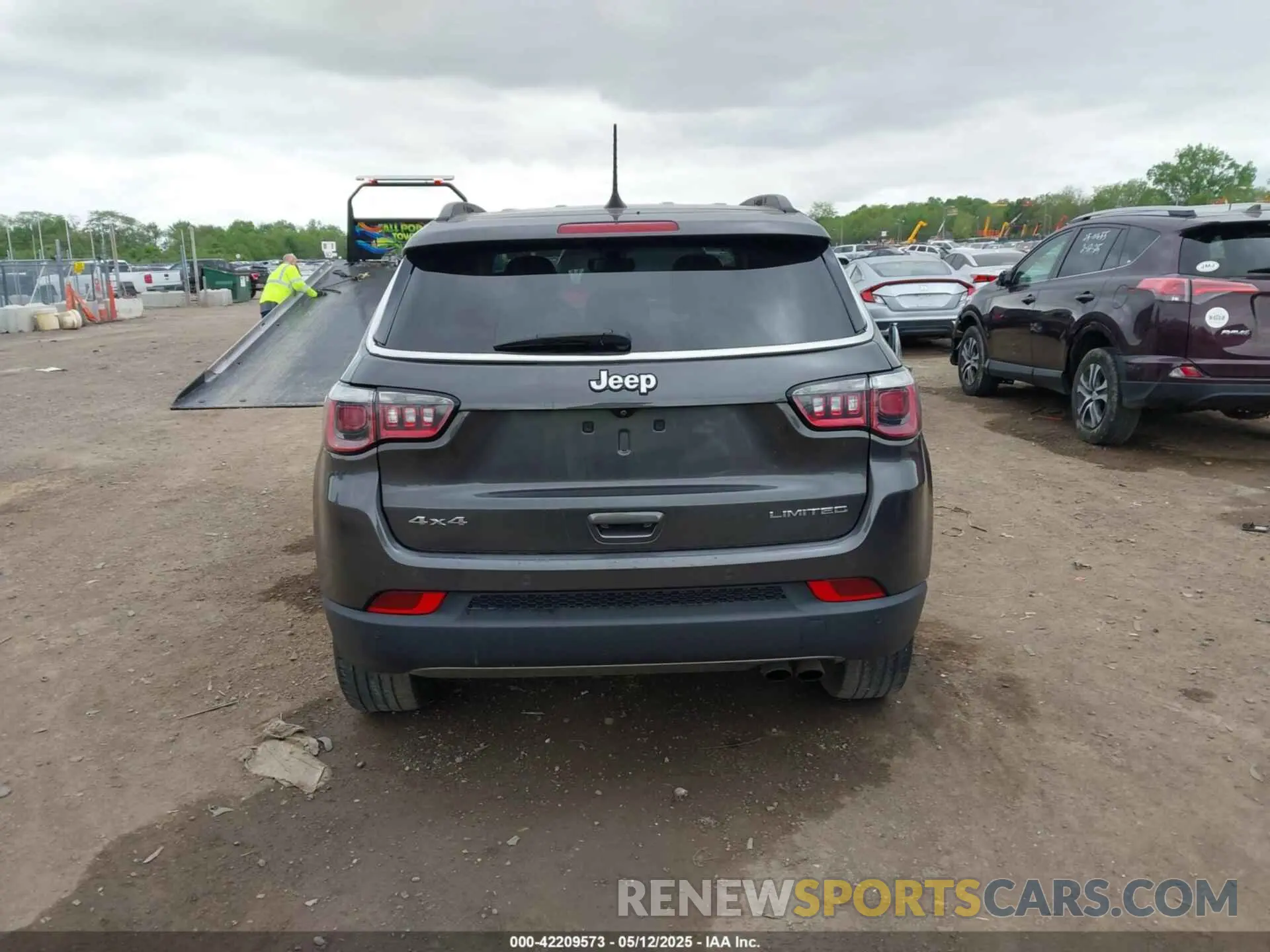16 Фотография поврежденного автомобиля 3C4NJDCBXKT747585 JEEP COMPASS 2019