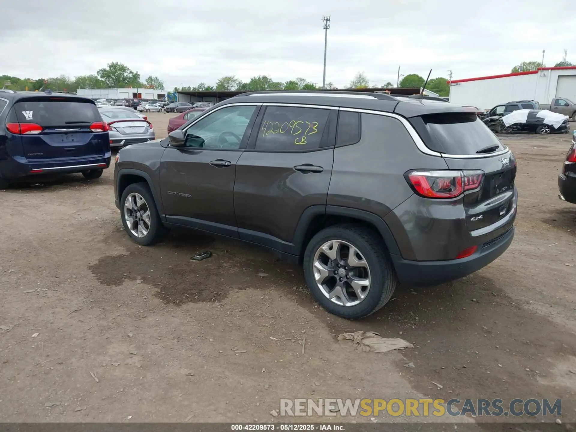3 Фотография поврежденного автомобиля 3C4NJDCBXKT747585 JEEP COMPASS 2019