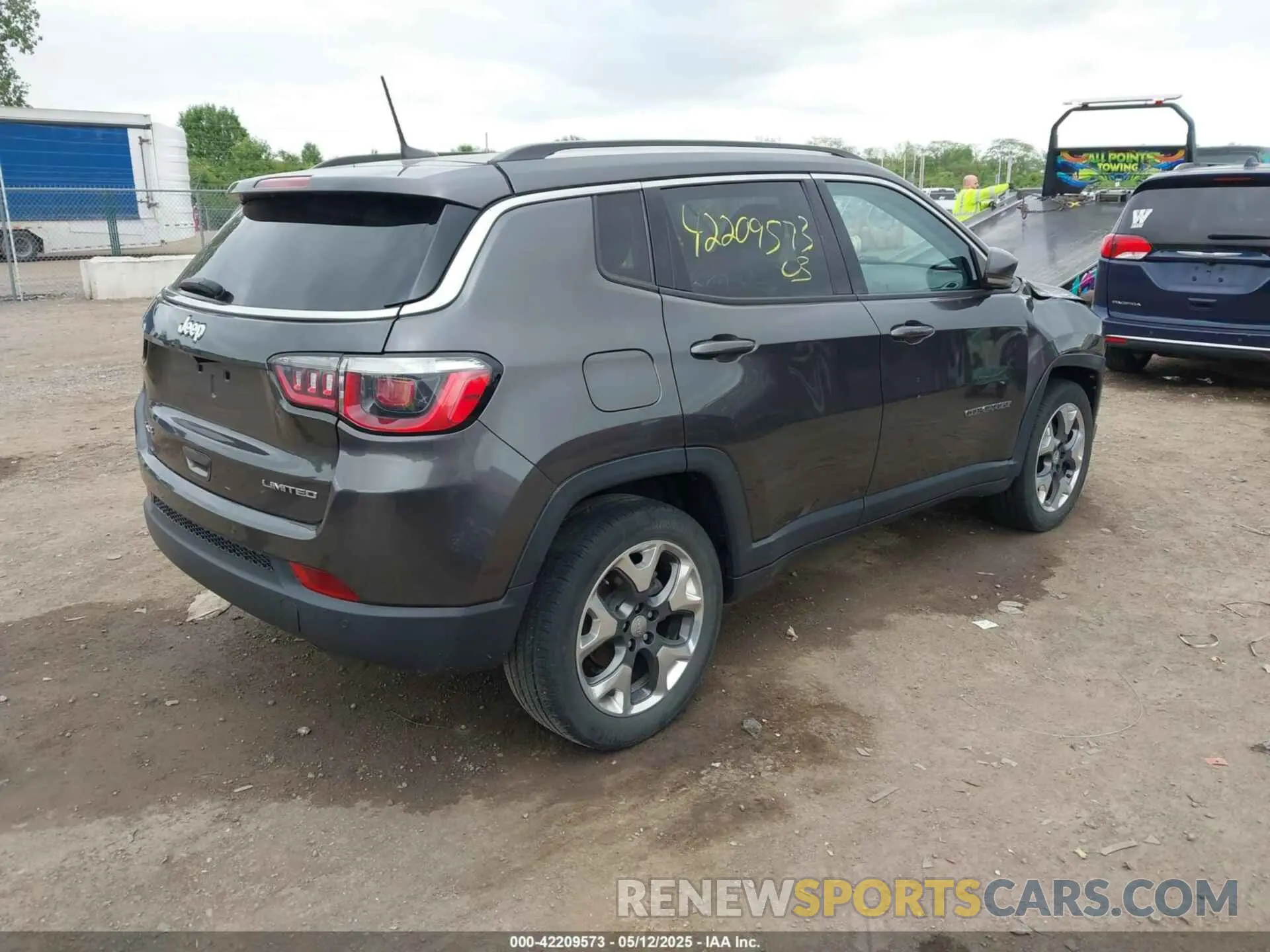 4 Фотография поврежденного автомобиля 3C4NJDCBXKT747585 JEEP COMPASS 2019