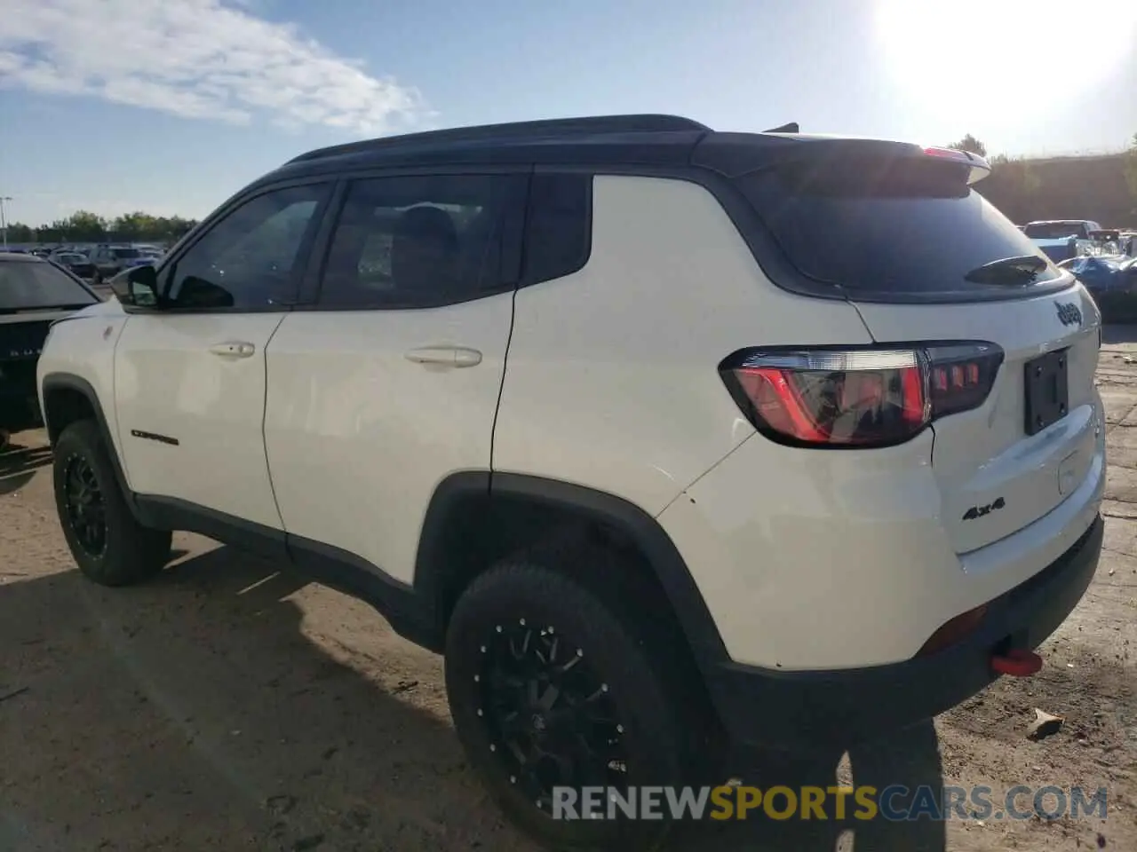 2 Фотография поврежденного автомобиля 3C4NJDDB0KT618267 JEEP COMPASS 2019