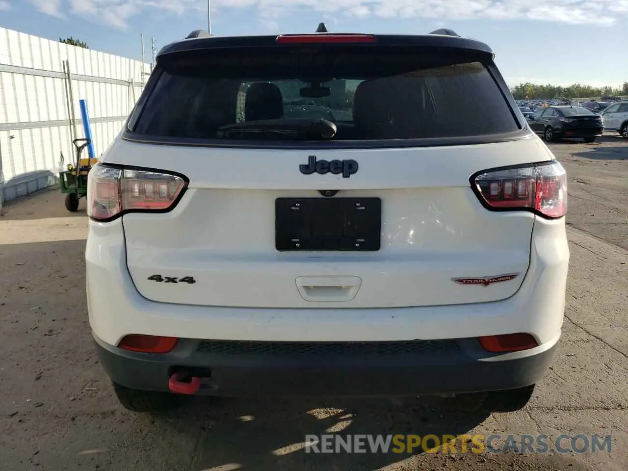 6 Фотография поврежденного автомобиля 3C4NJDDB0KT618267 JEEP COMPASS 2019