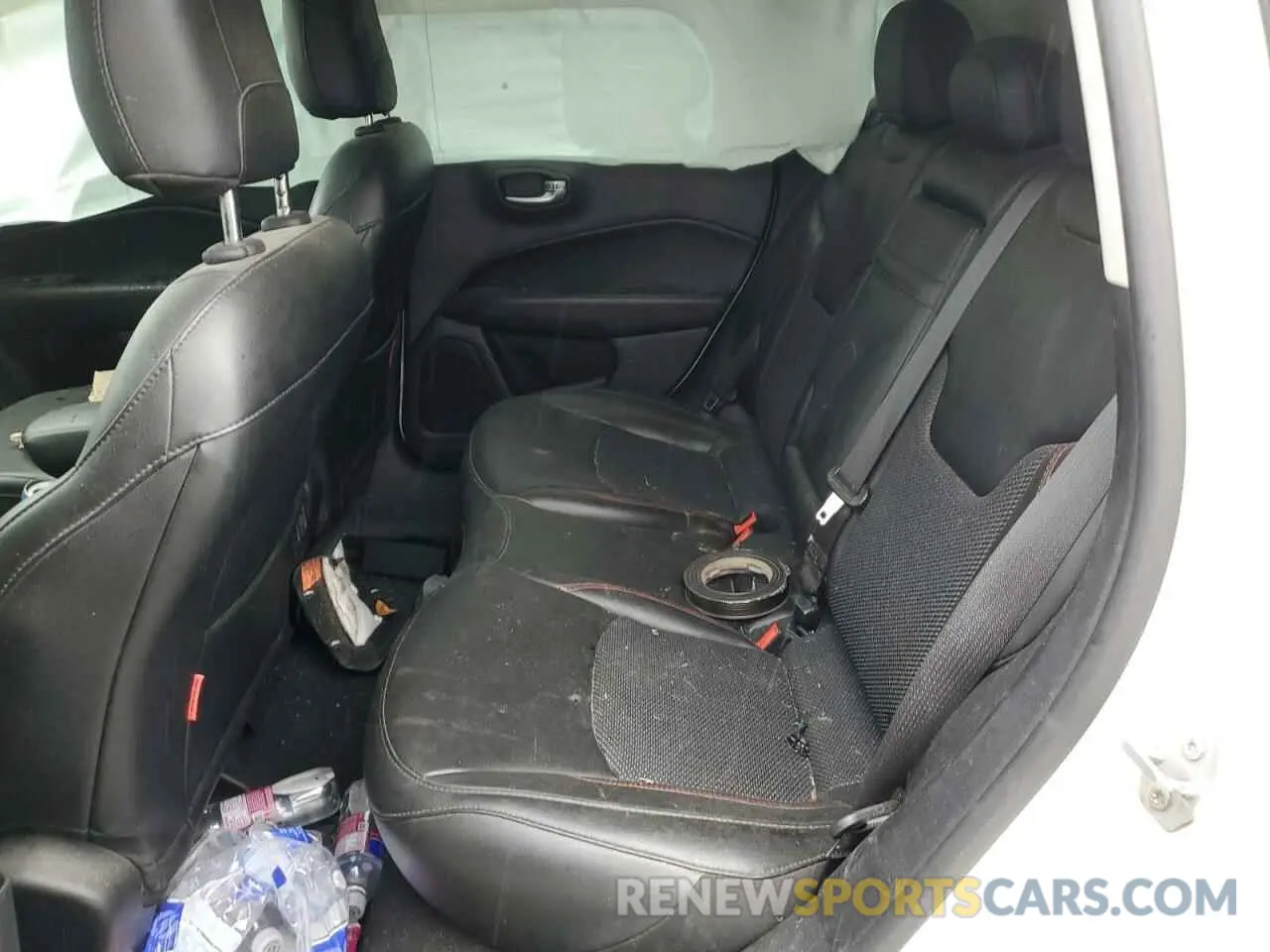 11 Фотография поврежденного автомобиля 3C4NJDDB0KT671213 JEEP COMPASS 2019