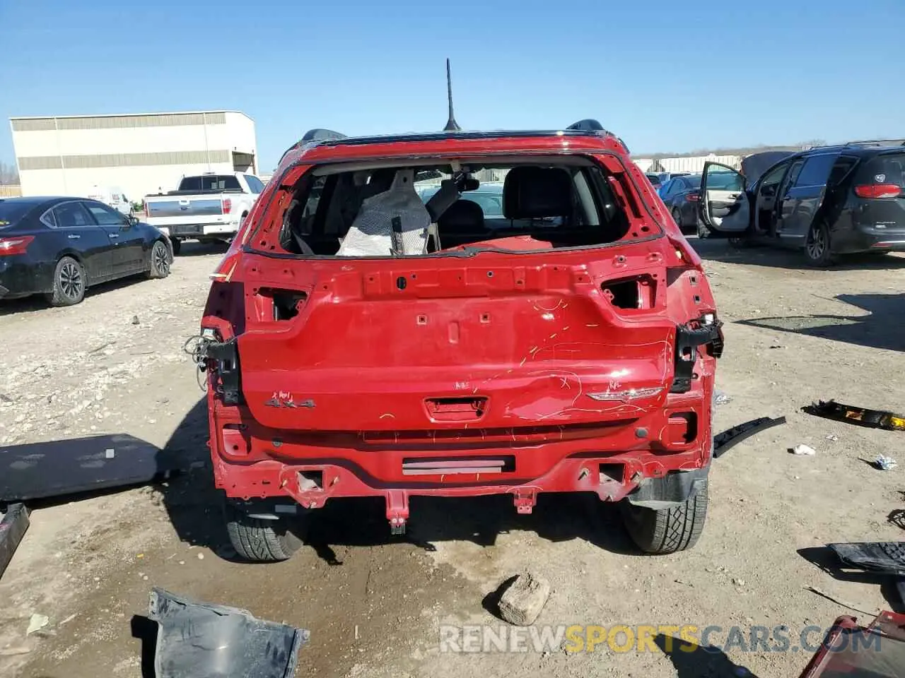 6 Photograph of a damaged car 3C4NJDDB0KT682468 JEEP COMPASS 2019