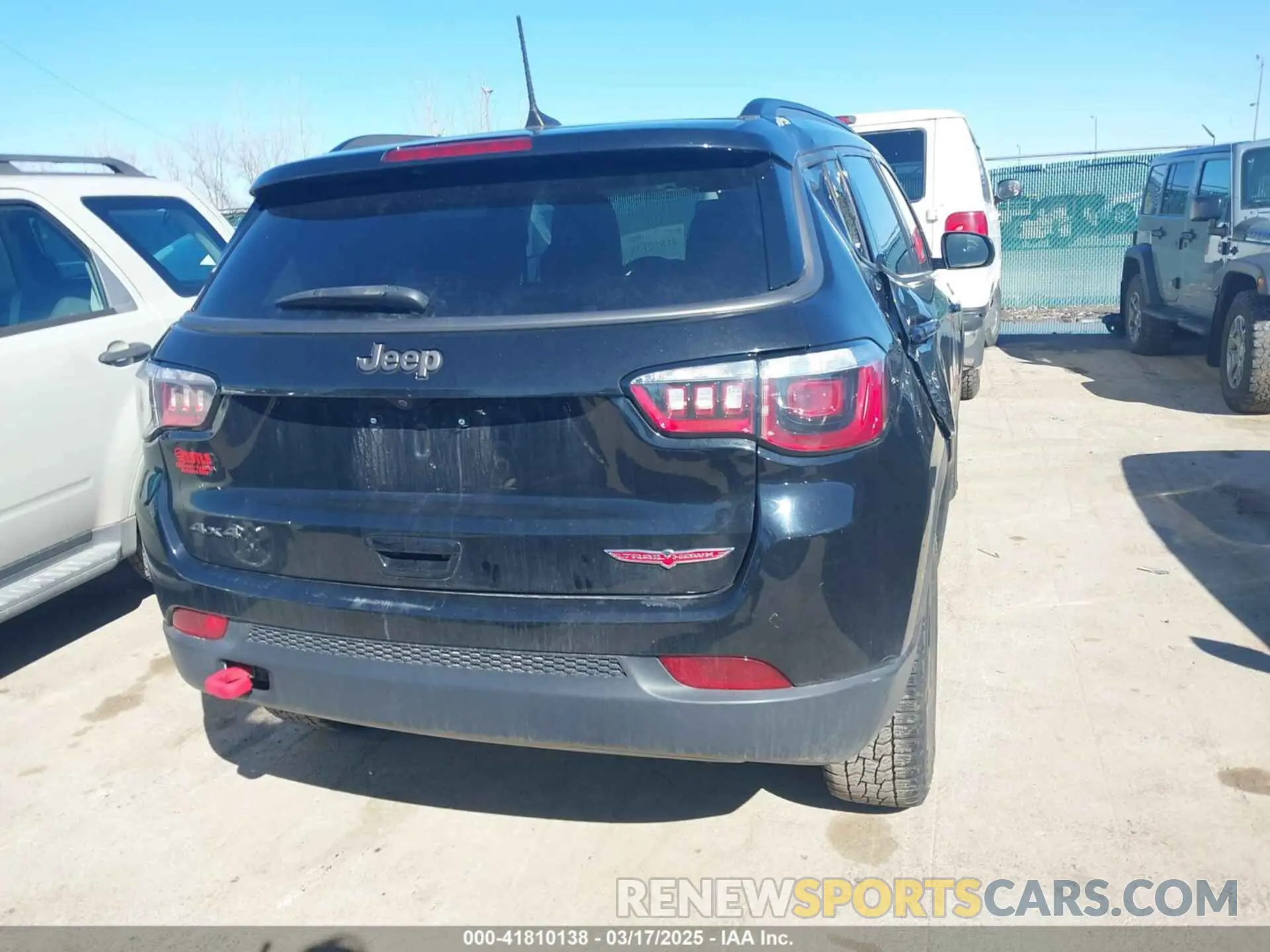 16 Фотография поврежденного автомобиля 3C4NJDDB1KT671642 JEEP COMPASS 2019