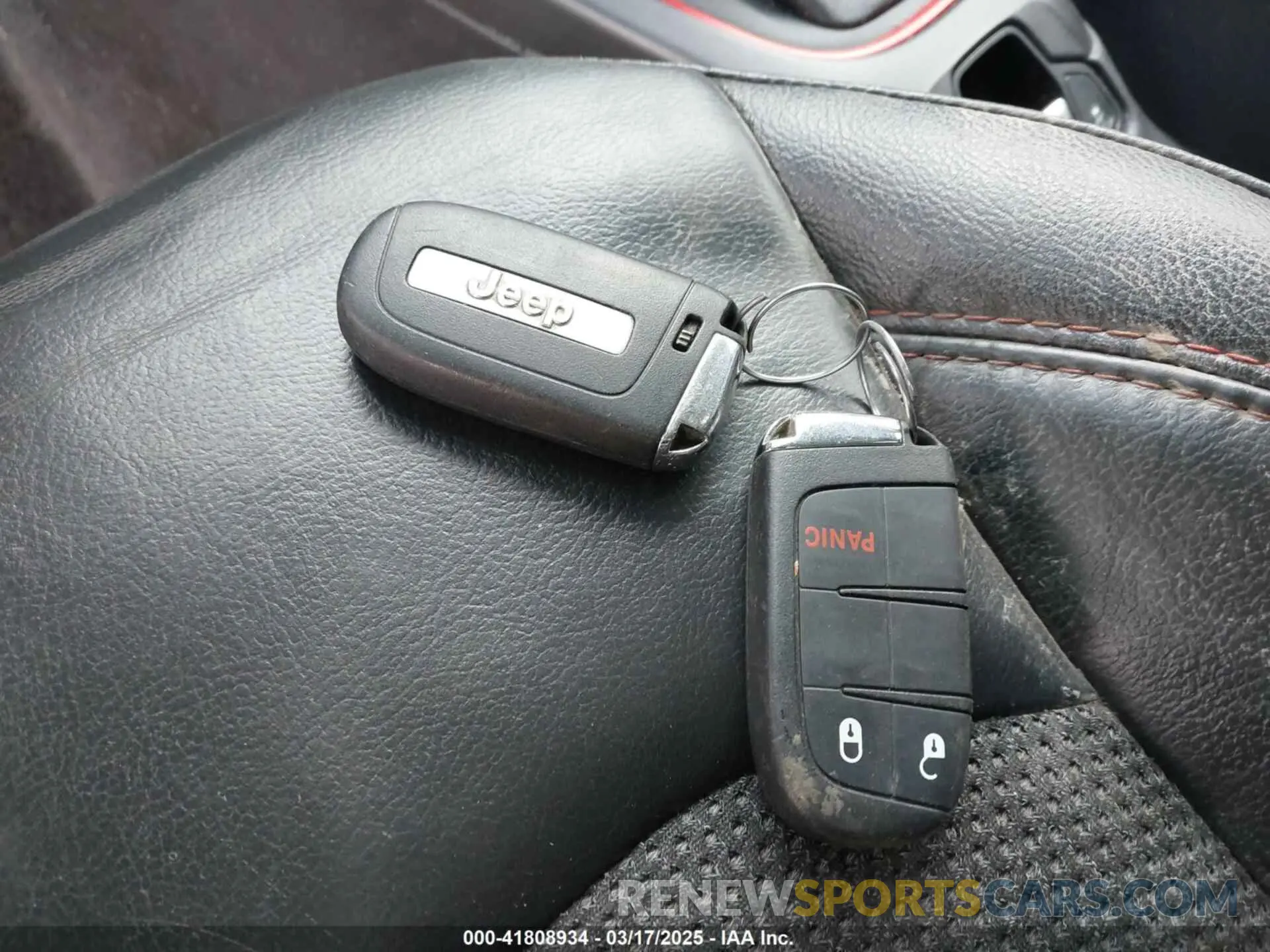 11 Photograph of a damaged car 3C4NJDDB2KT627875 JEEP COMPASS 2019