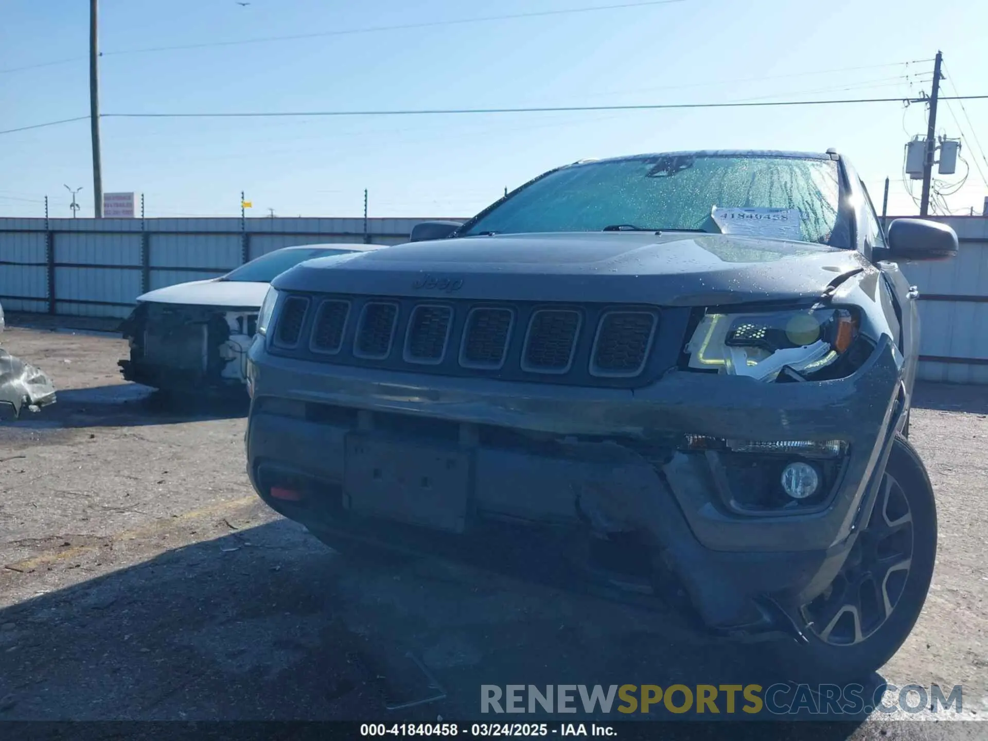 6 Photograph of a damaged car 3C4NJDDB2KT716281 JEEP COMPASS 2019