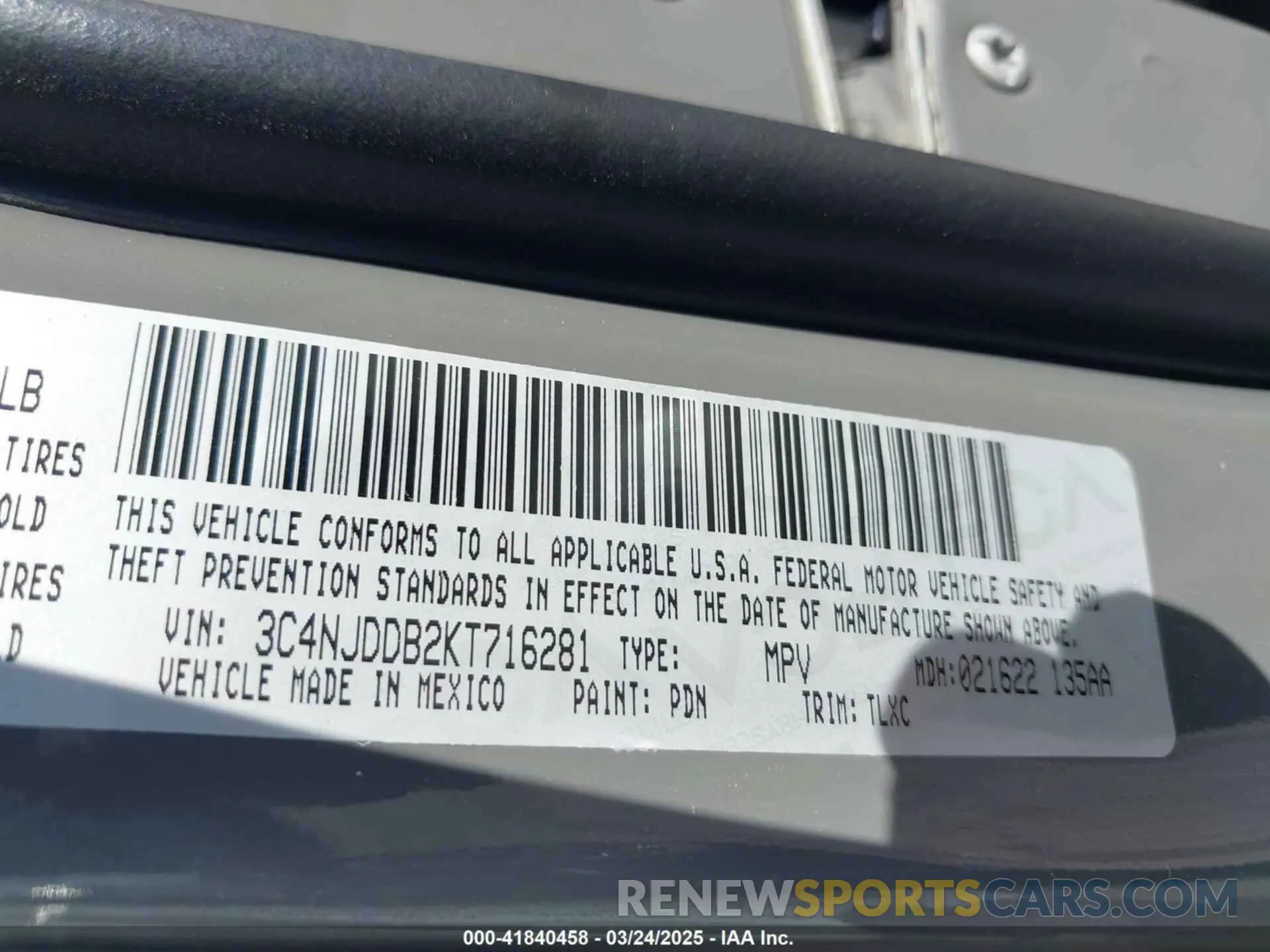 9 Photograph of a damaged car 3C4NJDDB2KT716281 JEEP COMPASS 2019