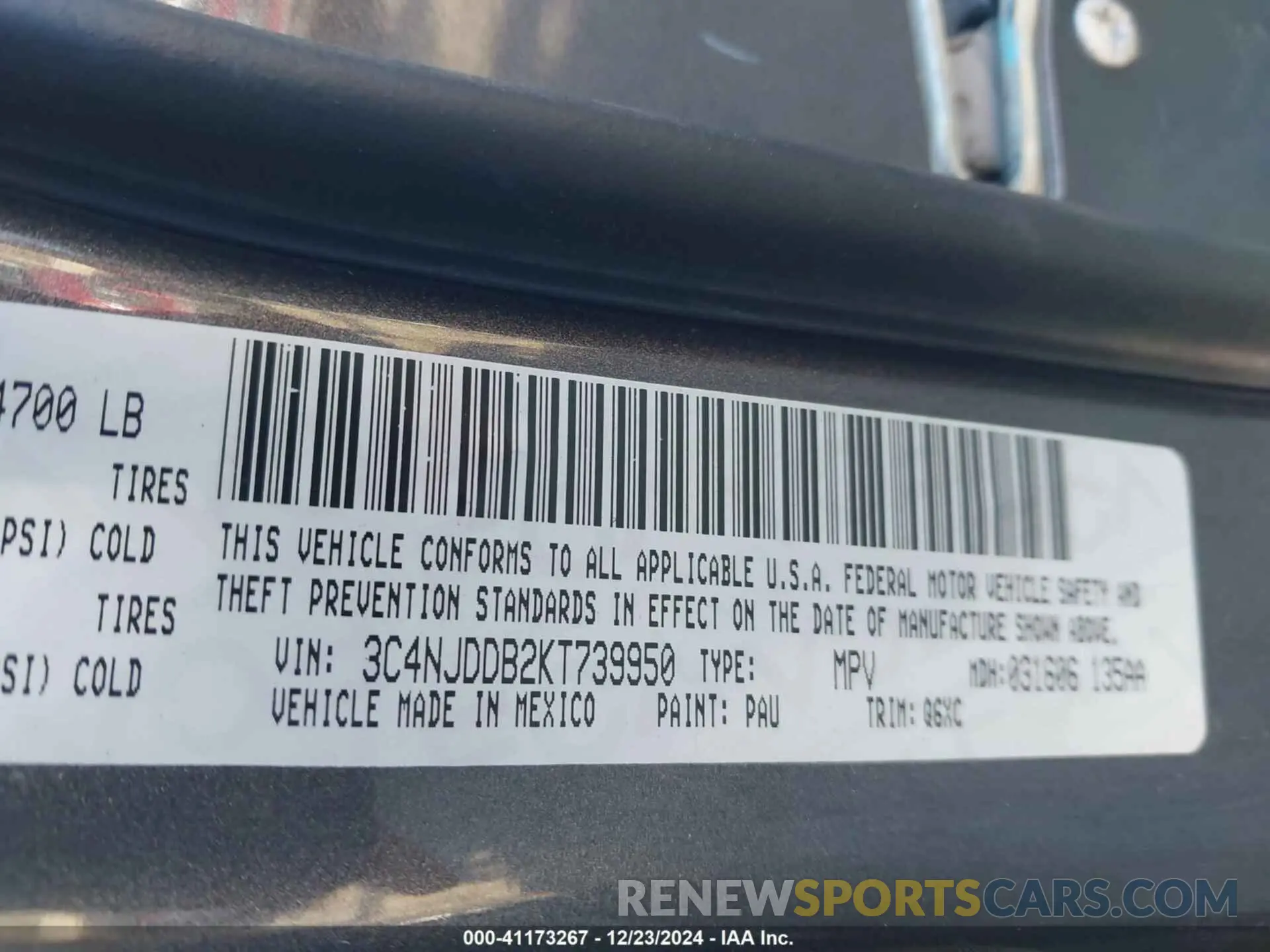9 Photograph of a damaged car 3C4NJDDB2KT739950 JEEP COMPASS 2019