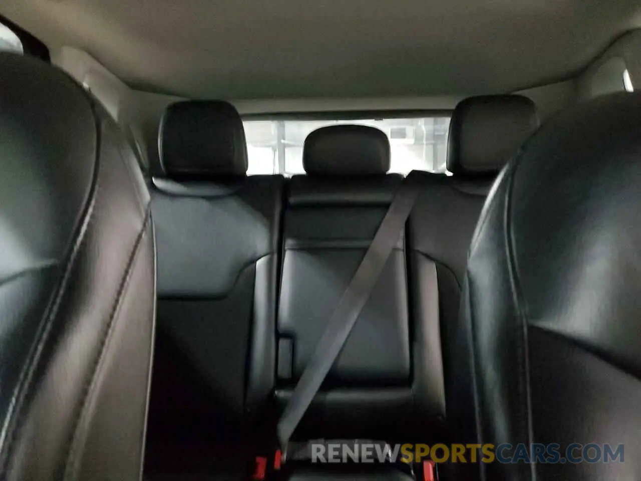 10 Photograph of a damaged car 3C4NJDDB2KT752469 JEEP COMPASS 2019