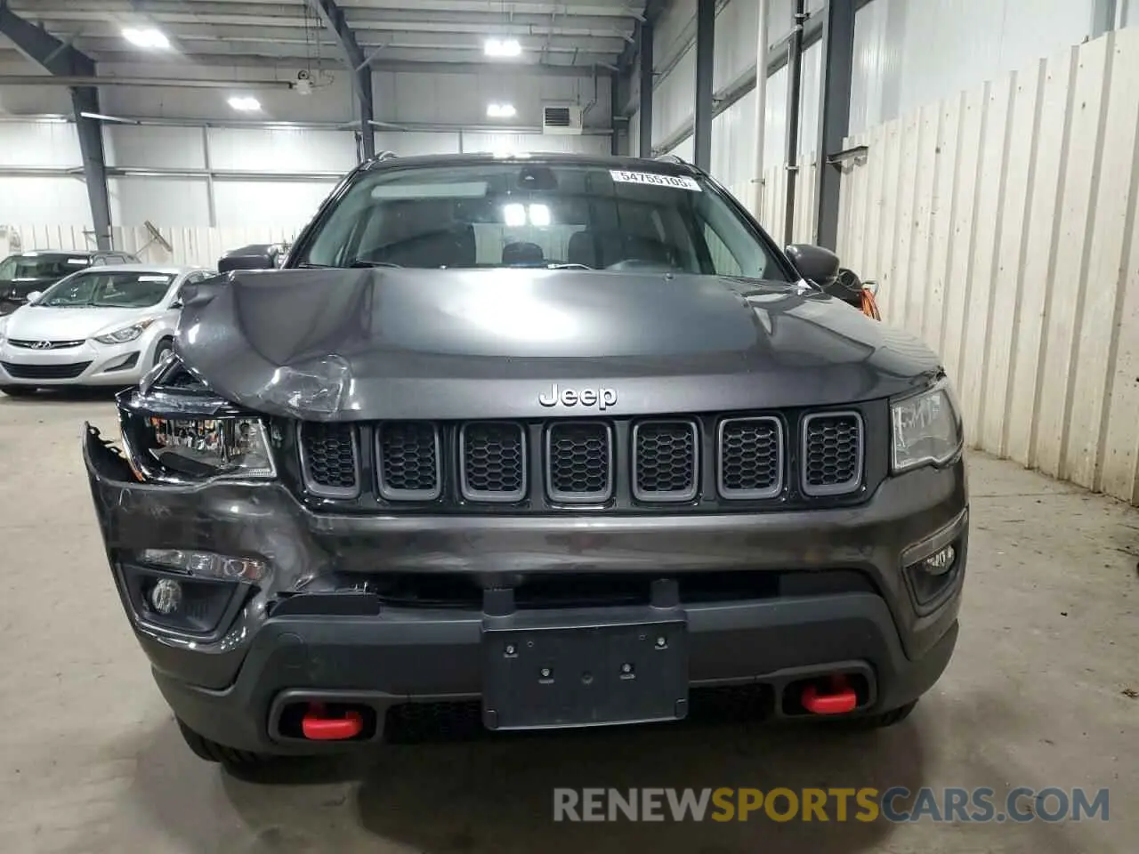 5 Photograph of a damaged car 3C4NJDDB2KT752469 JEEP COMPASS 2019