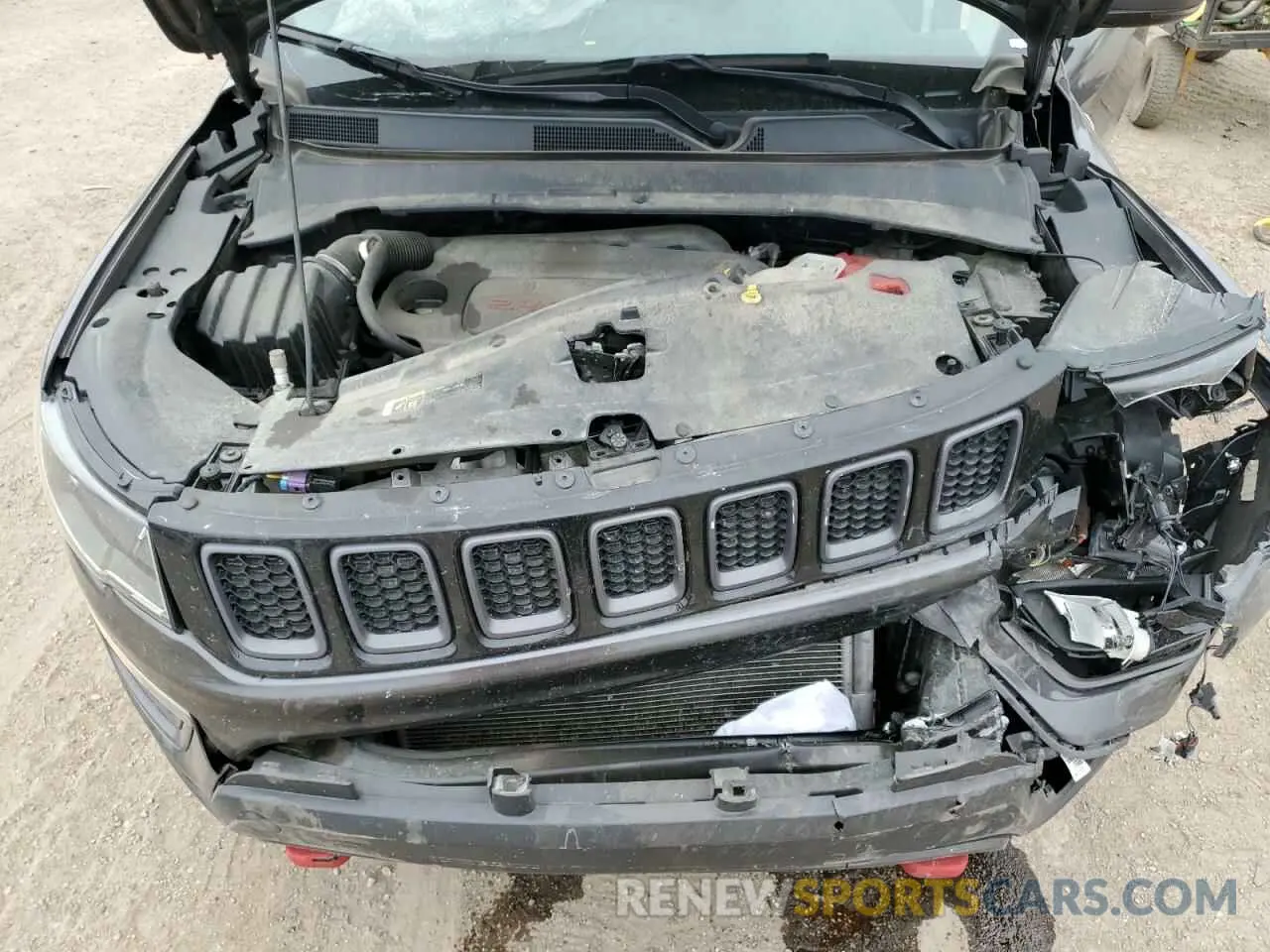 11 Фотография поврежденного автомобиля 3C4NJDDB3KT688152 JEEP COMPASS 2019