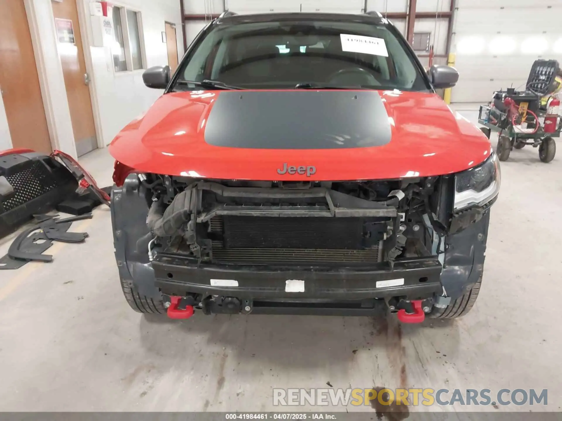 13 Фотография поврежденного автомобиля 3C4NJDDB3KT727726 JEEP COMPASS 2019