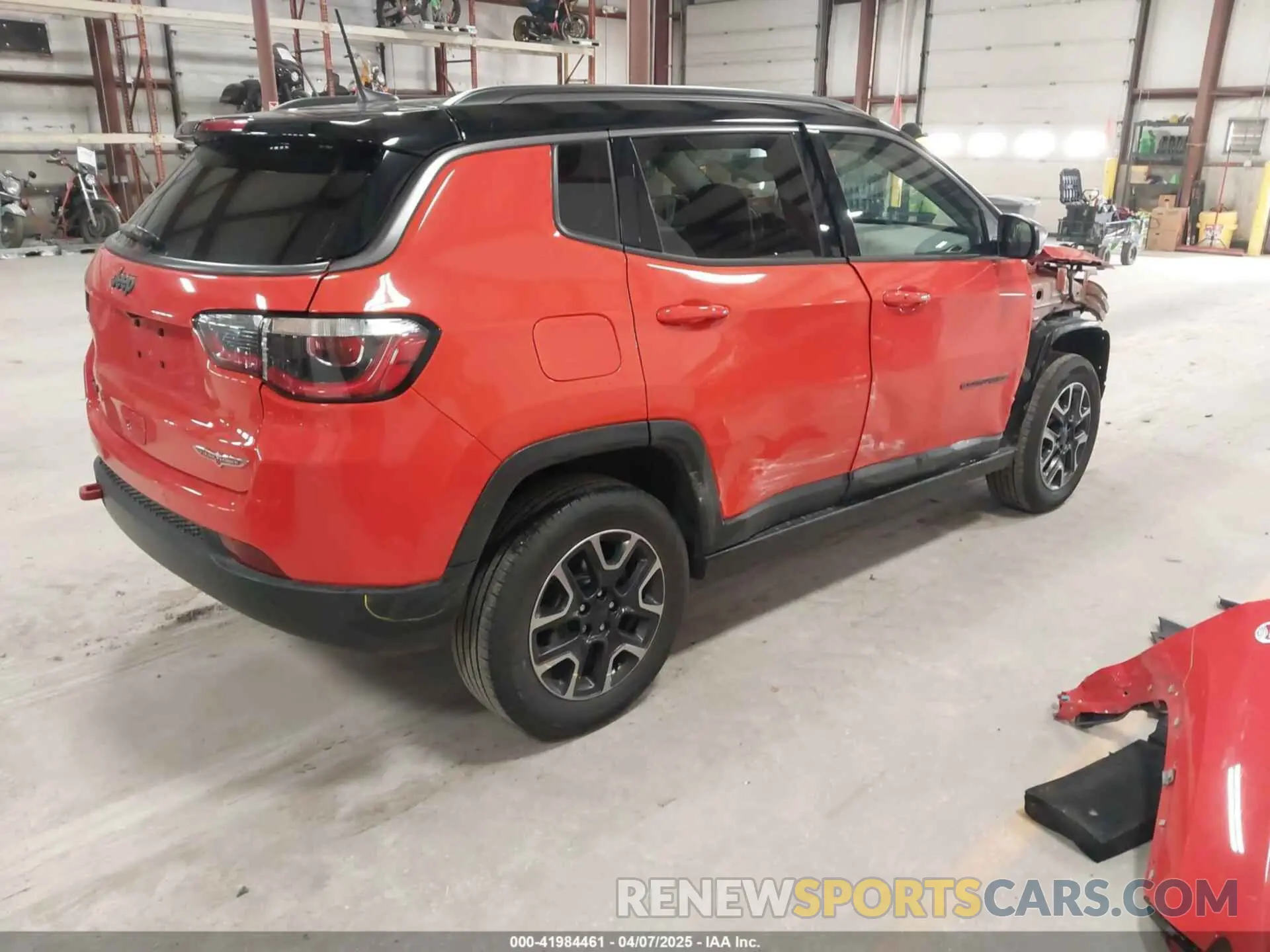 4 Фотография поврежденного автомобиля 3C4NJDDB3KT727726 JEEP COMPASS 2019