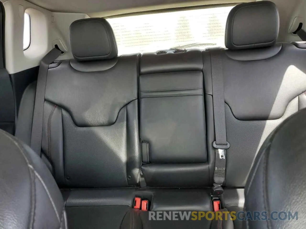 10 Фотография поврежденного автомобиля 3C4NJDDB3KT785383 JEEP COMPASS 2019